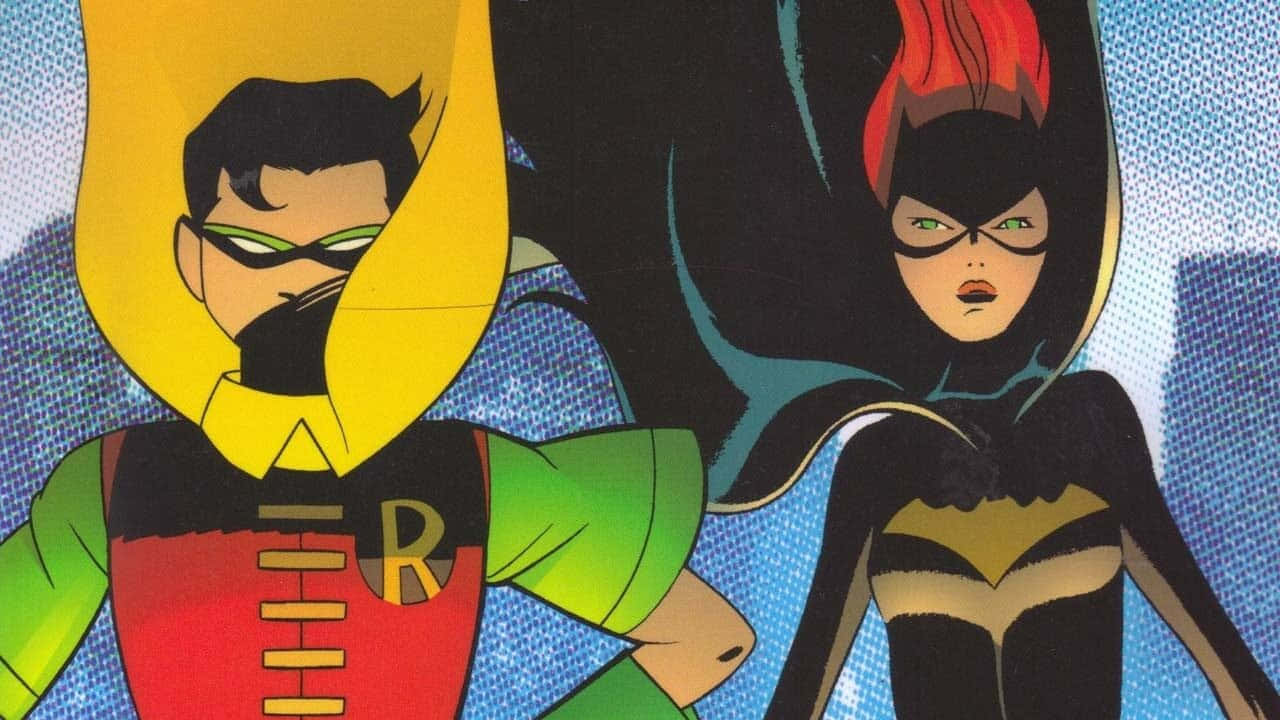 Batman Year One 桌布 壁紙 — 羅賓和蝙蝠女以大膽的漫畫風格並肩站立在藍色半色調背景前。