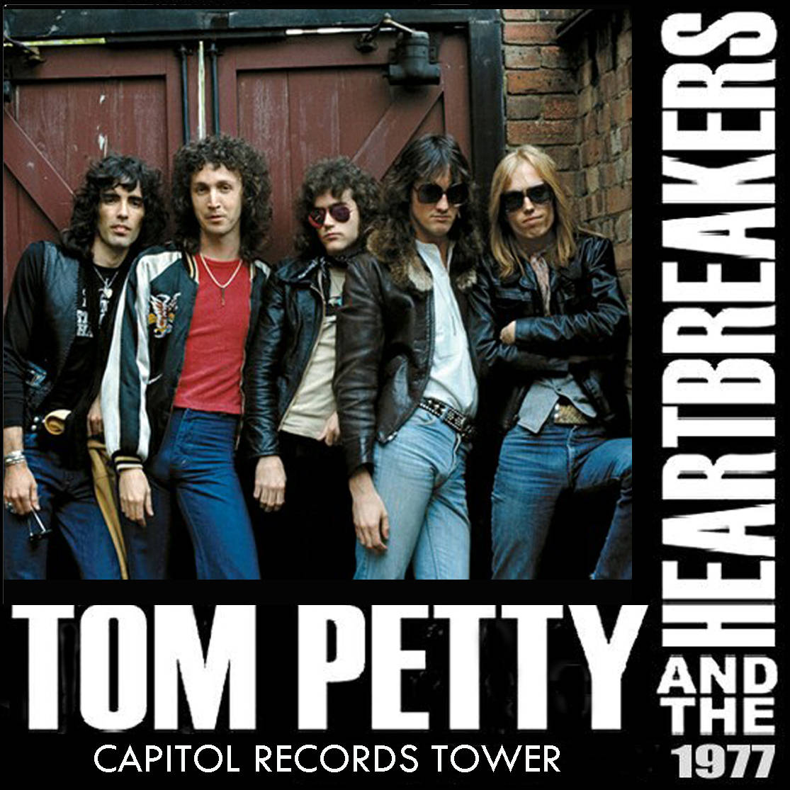 1977年Tom Petty and the Heartbreakers樂隊照片，穿著皮夾克和太陽眼鏡。