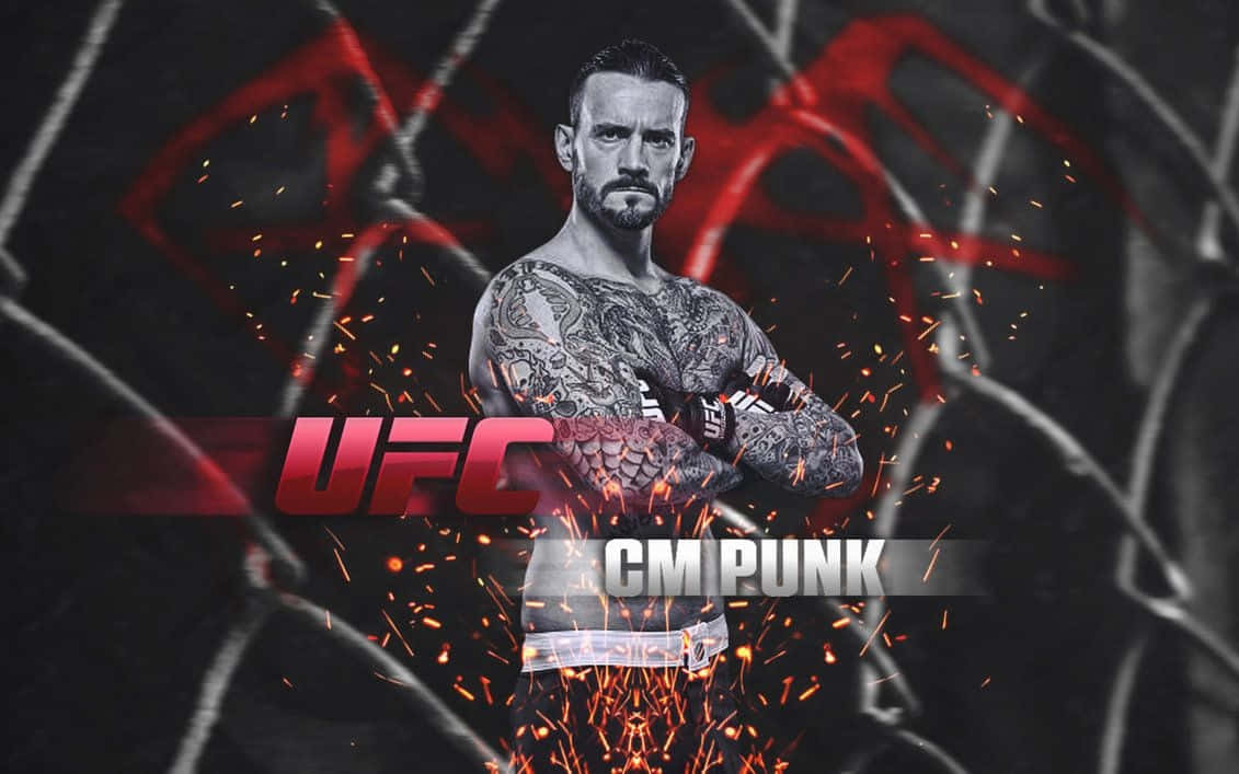 紋身的UFC拳手CM Punk站在火花四濺的籠中。