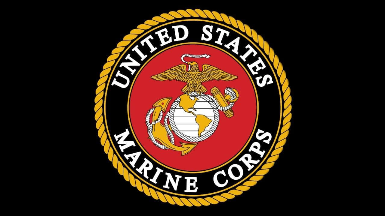 Marine 桌布 壁紙 — 美國海軍陸戰隊徽章，紅底黑背景上飾有鷹、地球和錨。