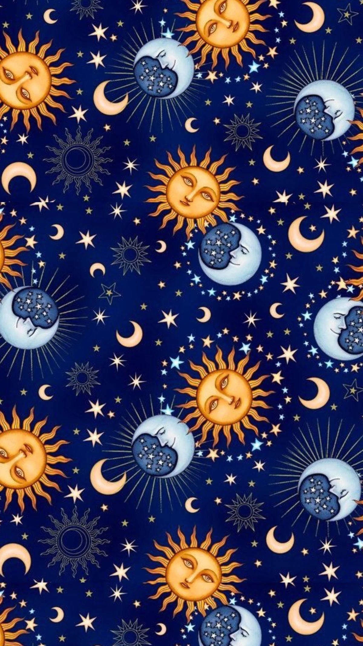 美學太陽與月亮海報 壁紙 — 在深藍色背景上，帶有微笑太陽、月亮和星星的奇幻天體圖案。