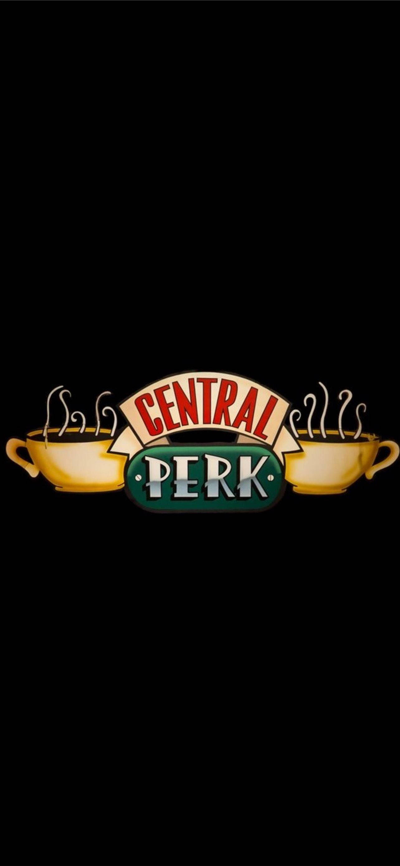 《老友記》中央咖啡館標誌 壁紙 — 標誌性的Central Perk咖啡店標誌，黑色背景上冒著蒸氣的黃色杯子。