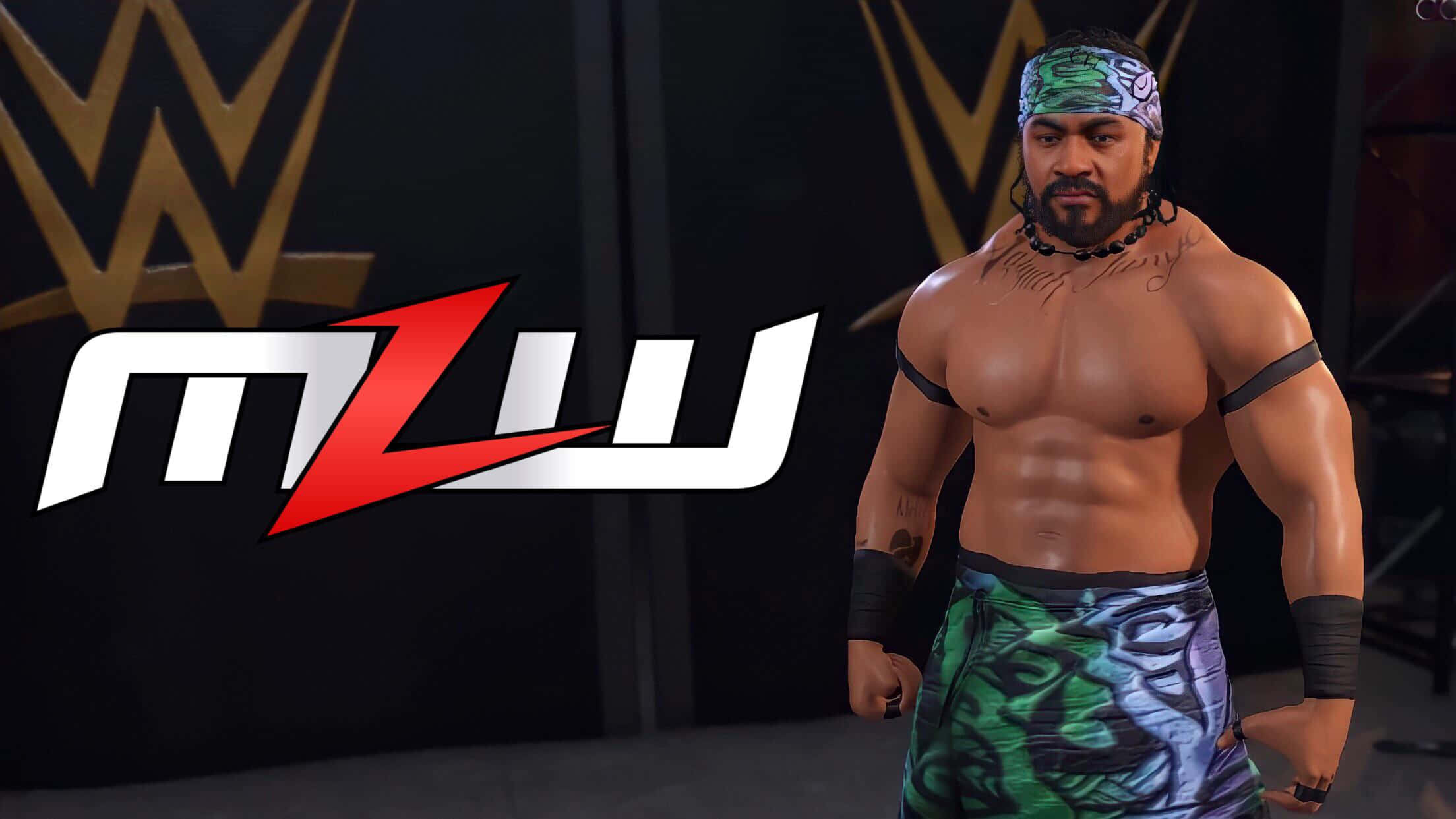 職業摔角手雅各布·法圖 MLW Major League Wrestling 壁紙 — 一位肌肉發達的摔角手穿著綠色藍色圖案短褲和頭帶，自信地站在黑暗競技場中的MLW標誌旁邊。