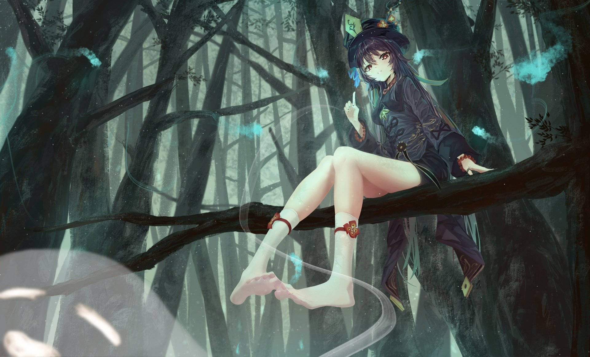 胡桃在森林中 壁紙 — 一位年輕的動漫女孩，深色頭髮帶有發光的藍色點綴，優雅地坐在霧氣瀰漫、陰暗森林中長滿苔蘚的樹枝上。