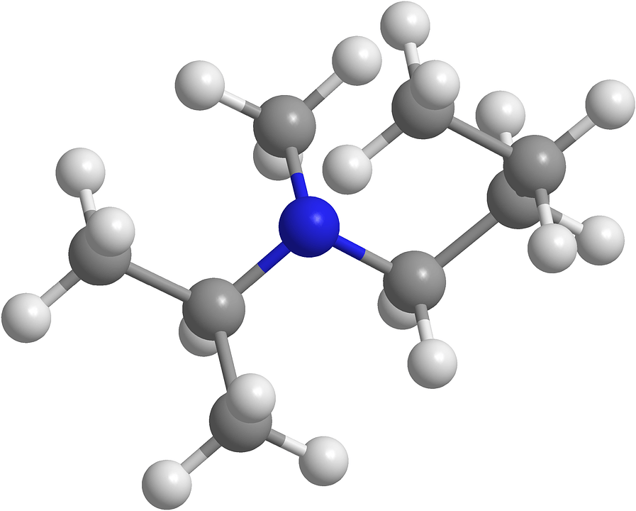 腺嘌呤分子結構 壁紙 — 一個3D渲染的分子結構，中央藍色原子與灰色和白色球體鍵合，背景為黑色。