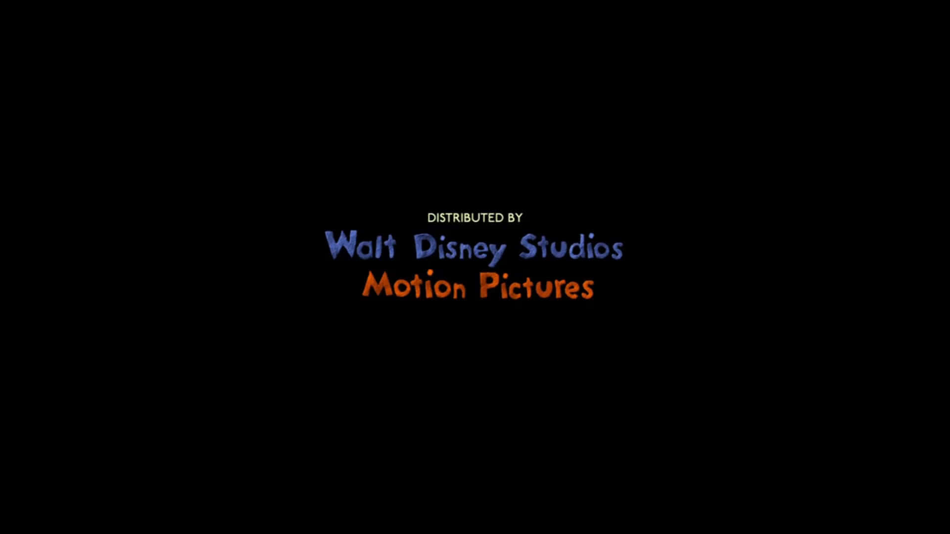黑色背景上的 Walt Disney Studios Motion Pictures 標誌