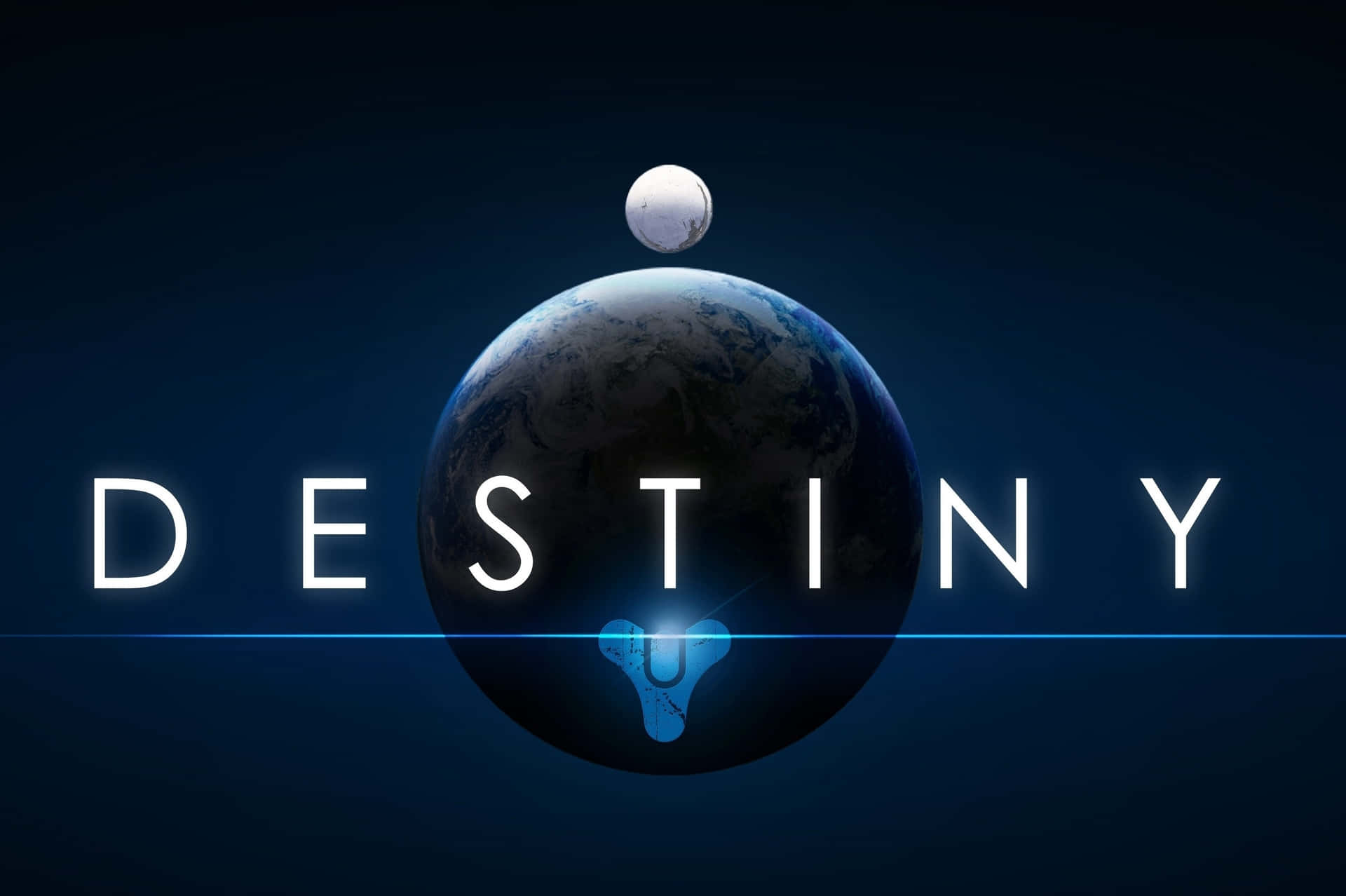 一個藍色行星，上面有一個月亮，被發光的白色字母「DESTINY」框住。