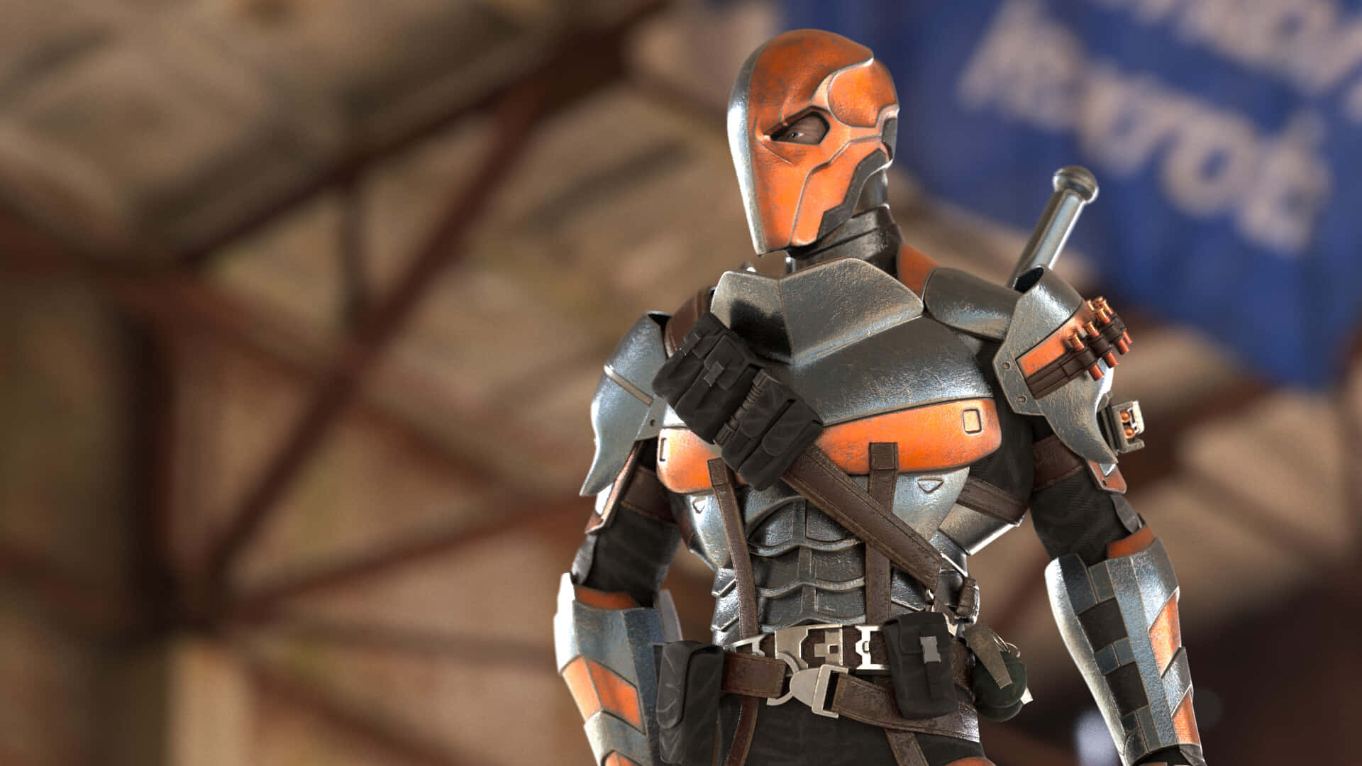 「致命刺客與傭兵，Deathstroke 準備行動！」 壁紙 — 一個身穿橙色和灰色裝甲套裝的威脅性人物，站在一個昏暗的工業倉庫中，頭頂有金屬橫樑。