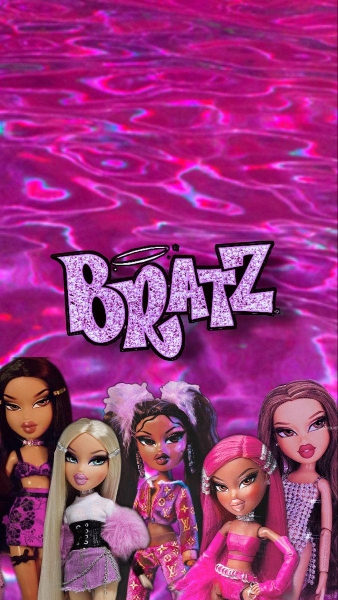五個穿著粉紅服裝的 Bratz 公仔，在閃爍的粉紅水背景上。
