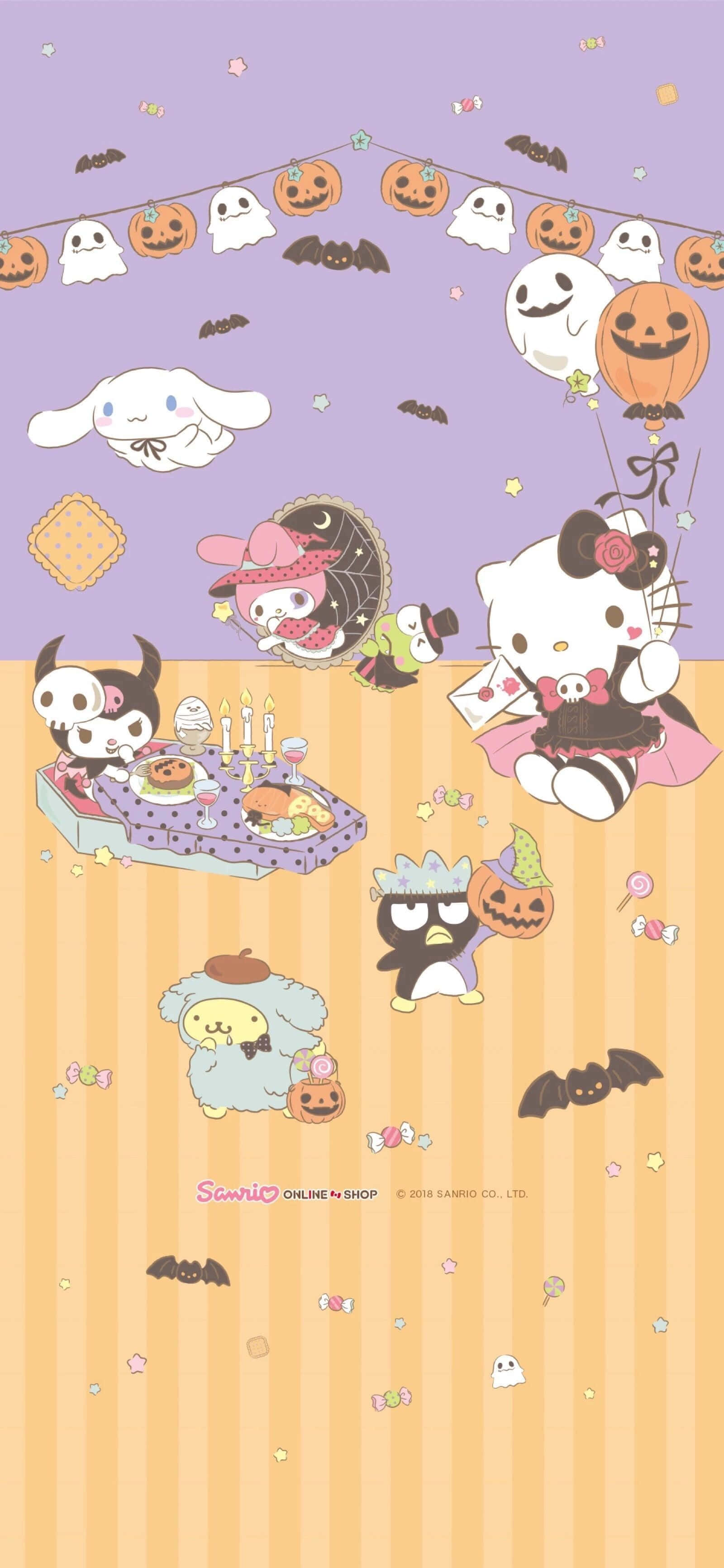 與Hello Kitty慶祝感恩節 壁紙 — 可愛的Sanrio角色在條紋背景上與南瓜、鬼魂、蝙蝠和糖果一起慶祝萬聖節。