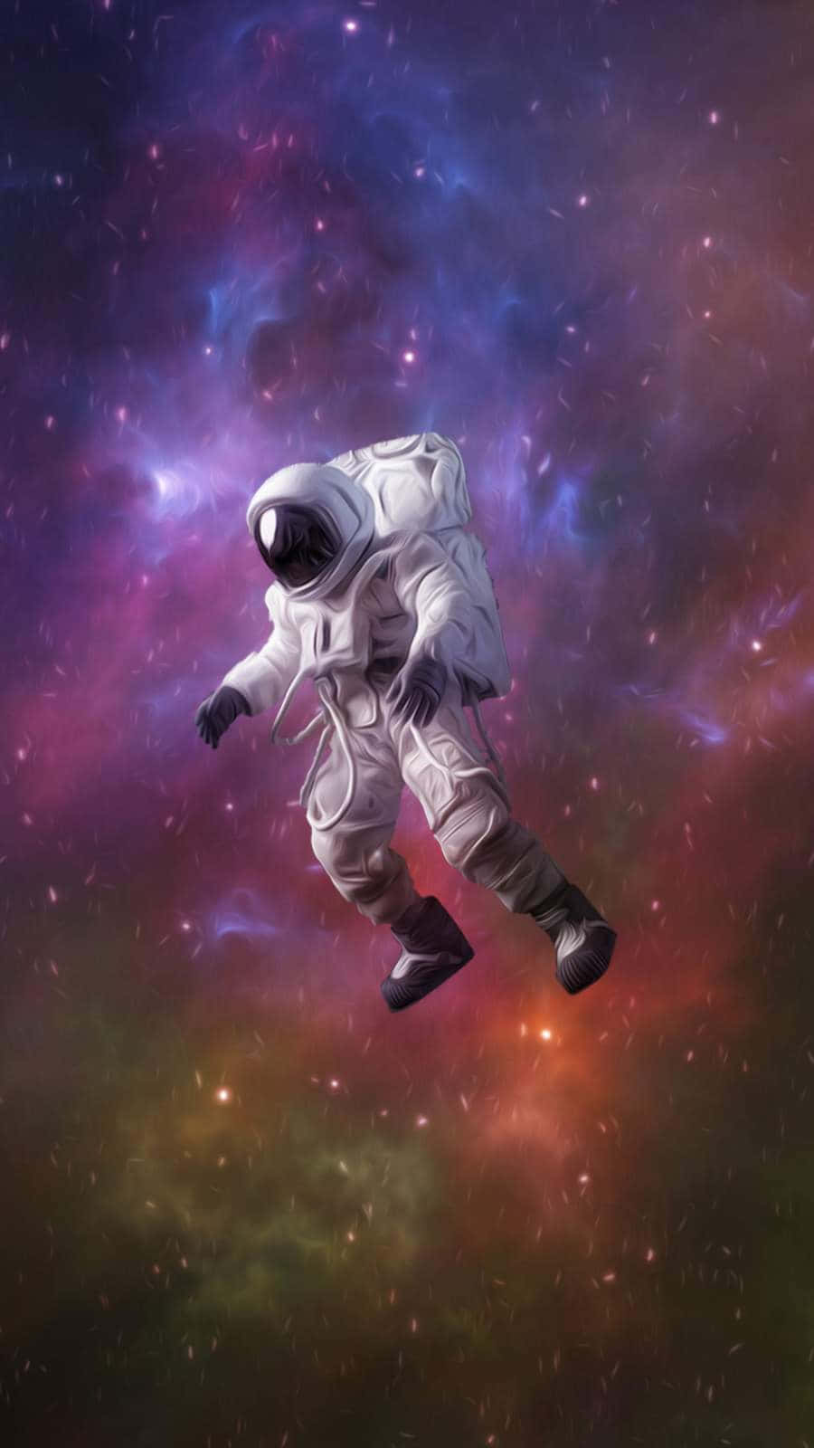 太空人在佈滿星星和發光氣體雲的多彩宇宙星雲中漂流。