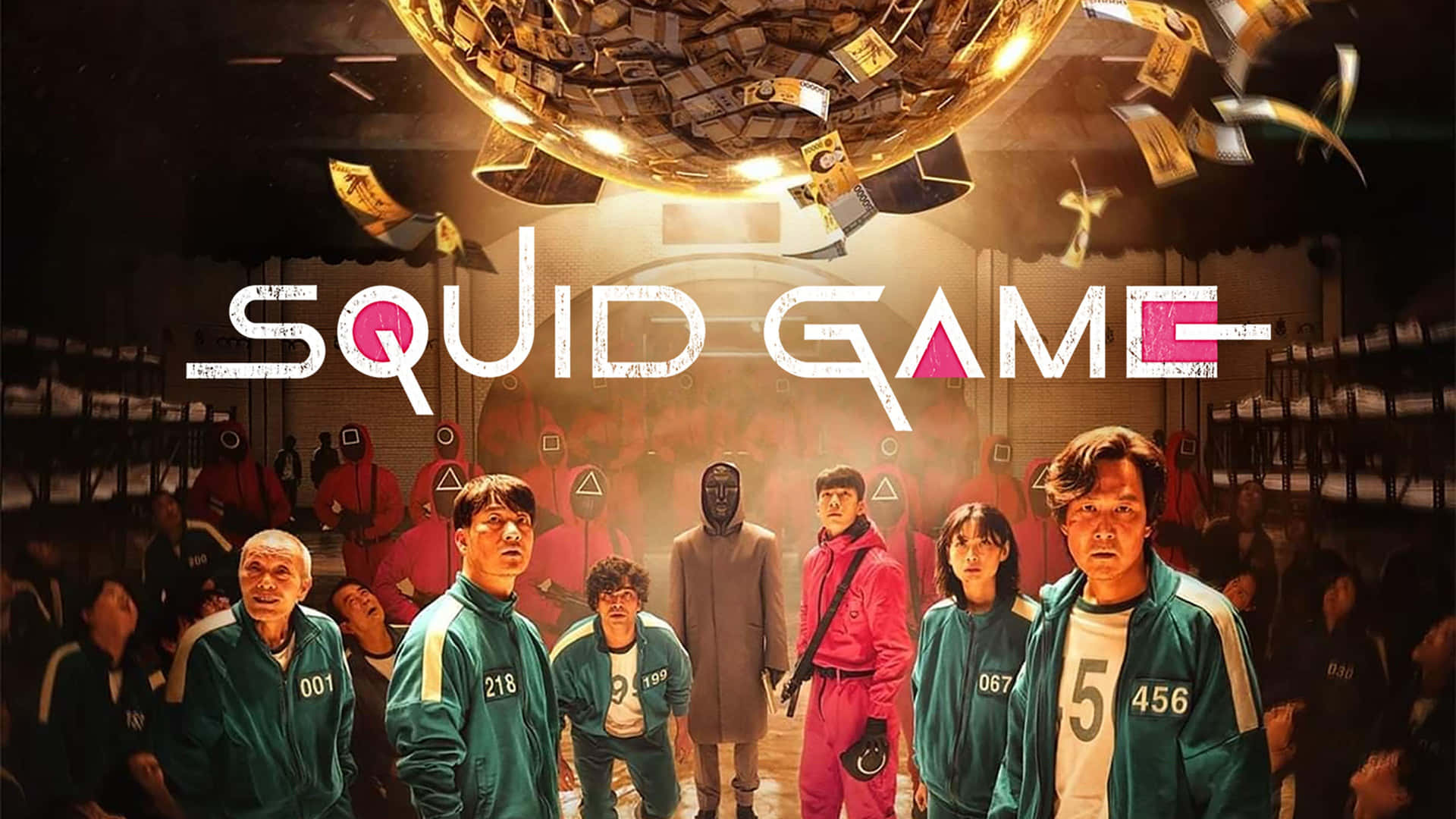 Squid Game 玩家穿著綠色運動服，在一個灑下現金的迪斯科球下。