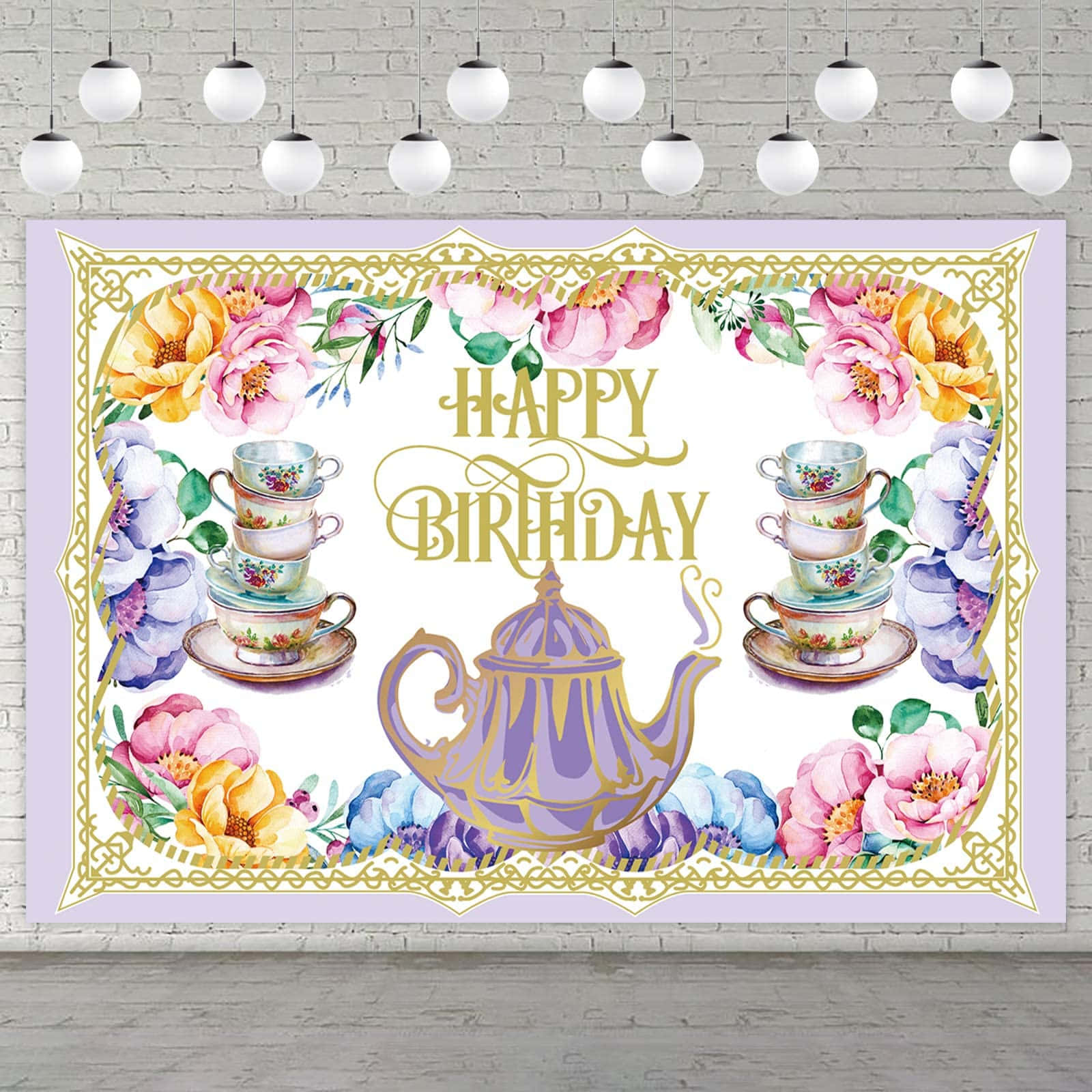 與朋友共度愉快茶會 壁紙 — 一個充滿活力的水彩生日背景，包含紫色茶壺、花環和堆疊的茶杯，背景是白色磚牆和掛燈。