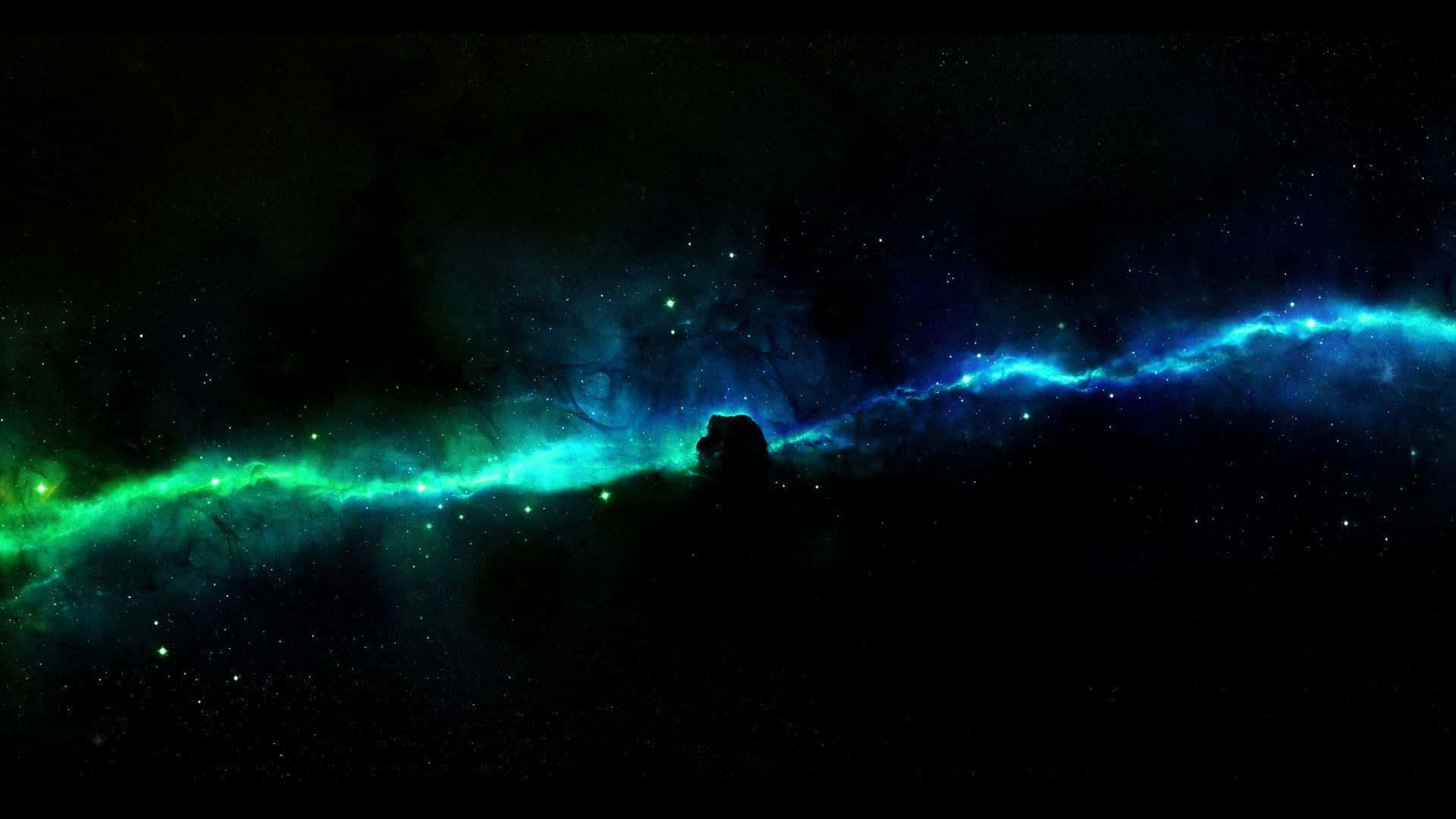 一個發光的宇宙星雲，帶有藍色和綠色色調，以及一個黑暗的行星輪廓，映襯在星空背景下。