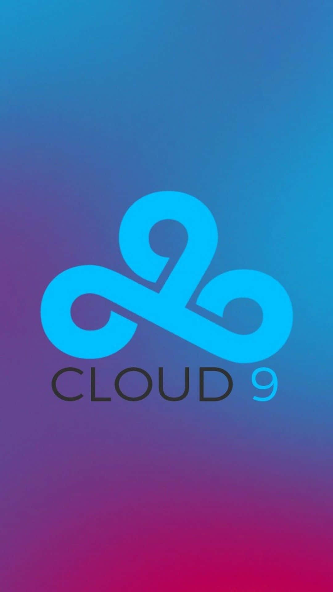 藍色Cloud 9標誌，背景為從藍色到洋紅色的漸變。