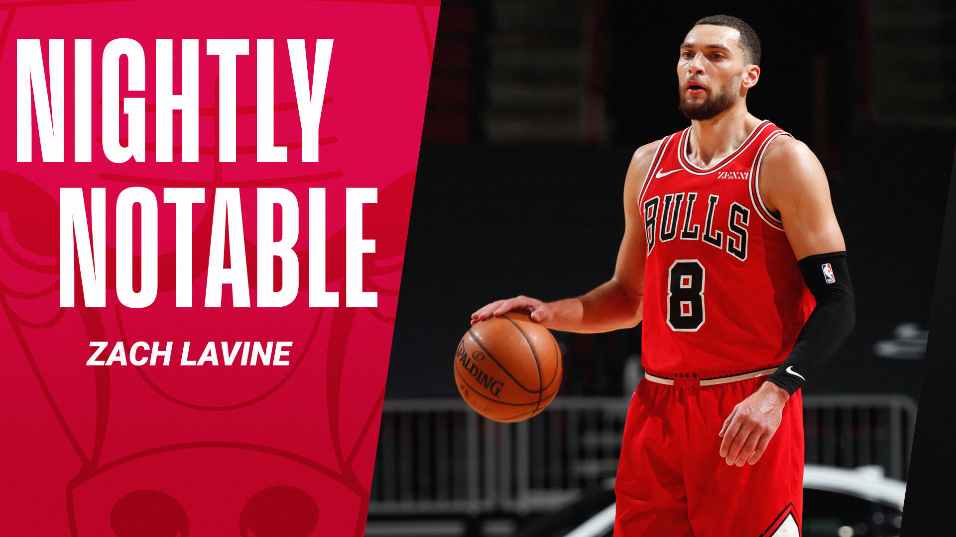 芝加哥公牛隊明星扎克·拉文 壁紙 — 職業籃球運動員 Zach Lavine 身穿紅色公牛隊球衣，在鮮豔的粉紅色圖形背景前手持籃球。
