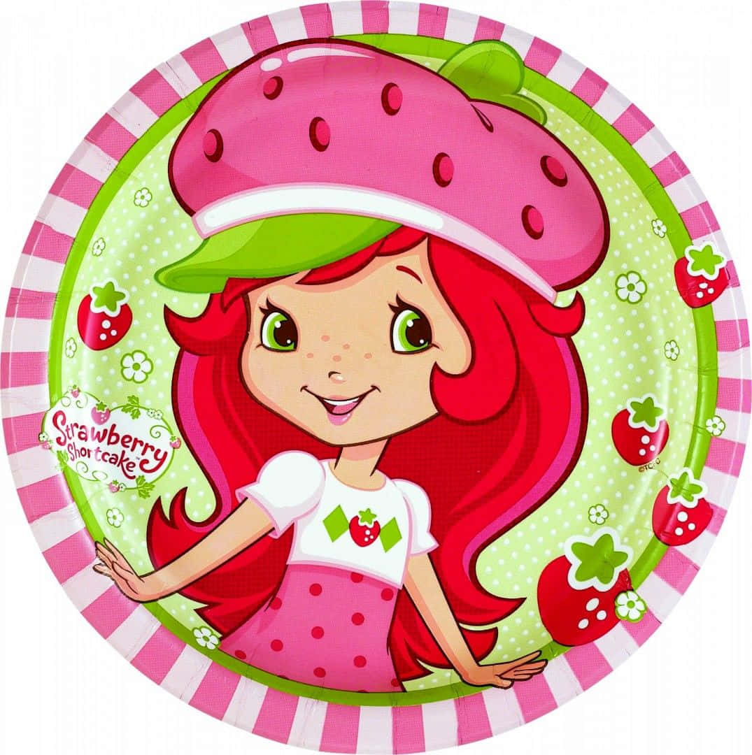 Strawberry Shortcake 卡通角色在節日紙碟上，配有草莓和花朵。