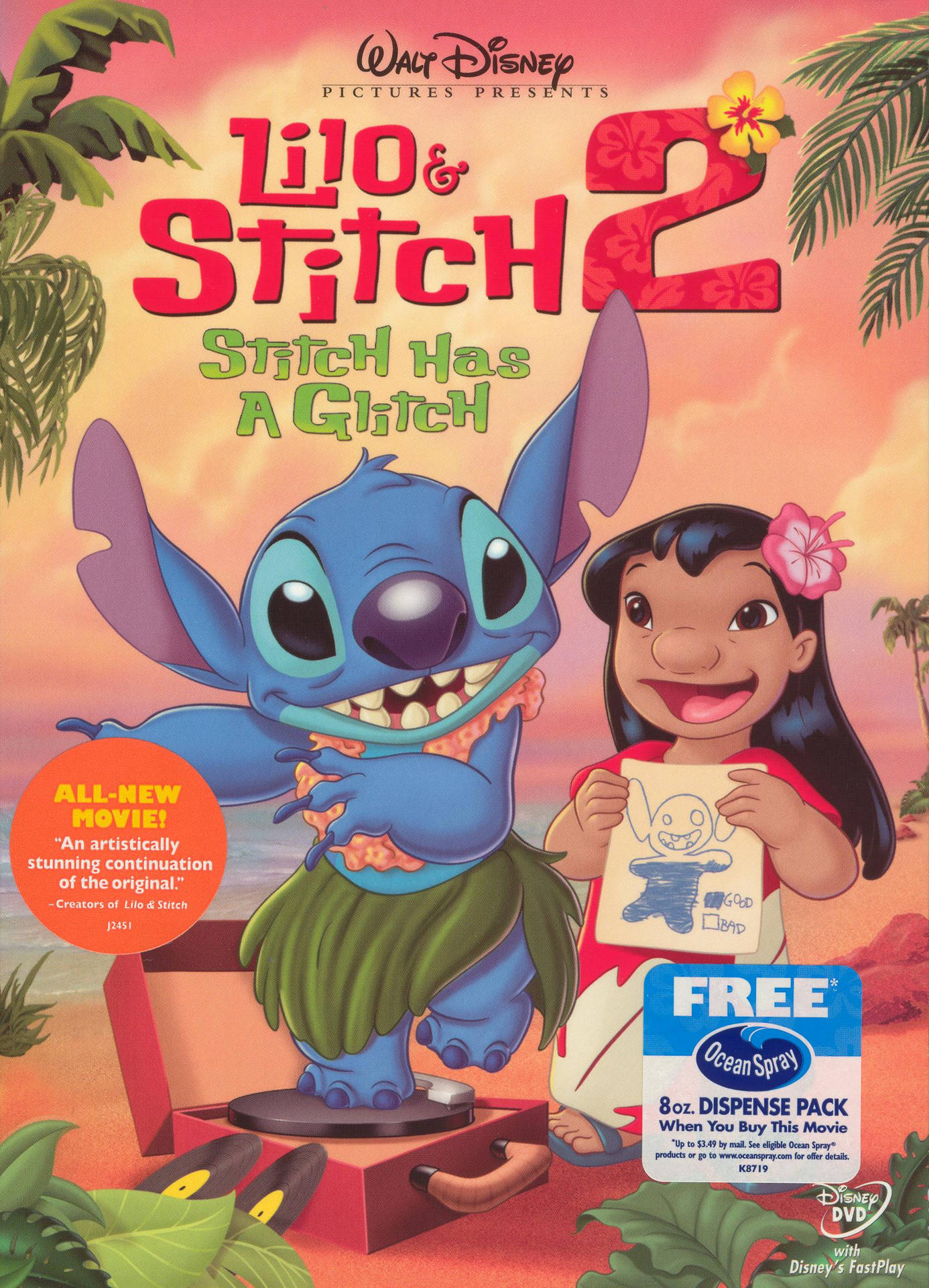 Lilo 和 Stitch 在棕櫚樹和日落的沙灘上微笑。