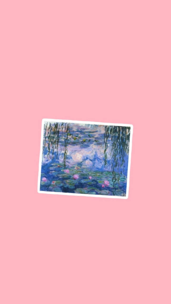 莫內睡蓮印象派畫作 壁紙 — 一幅帶框的印象派睡蓮與垂柳畫作漂浮在柔和的粉紅色背景上。