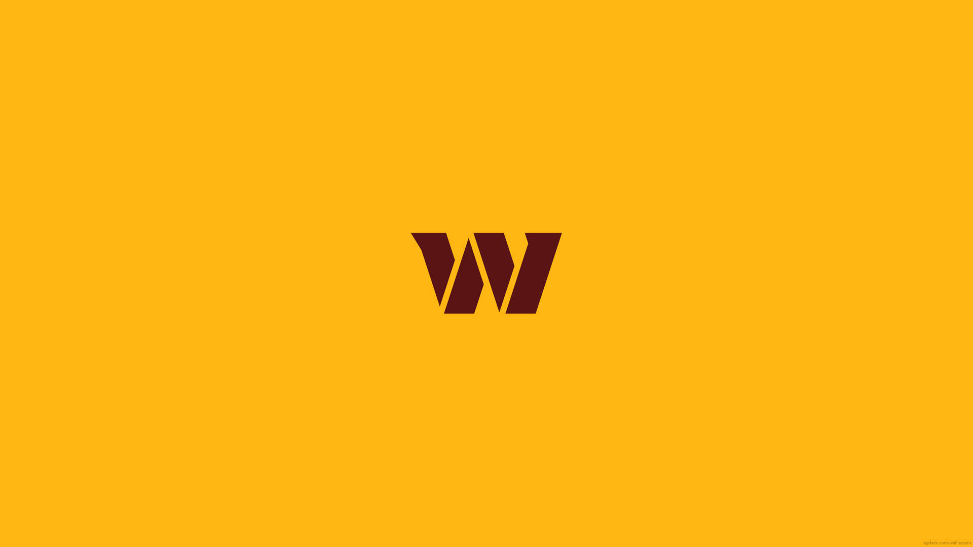 華盛頓司令官隊徽圖案 壁紙 — 一個大膽的栗色風格化W標誌，居中放置在純色鮮黃色背景上。
