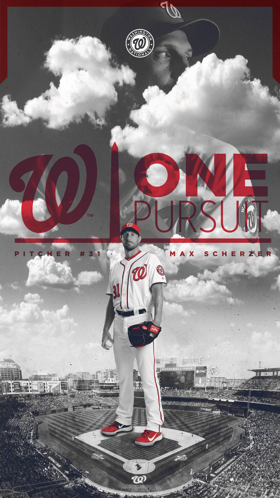 身穿制服的棒球投手 Max Scherzer 站在投手丘上，背景為多雲天空。