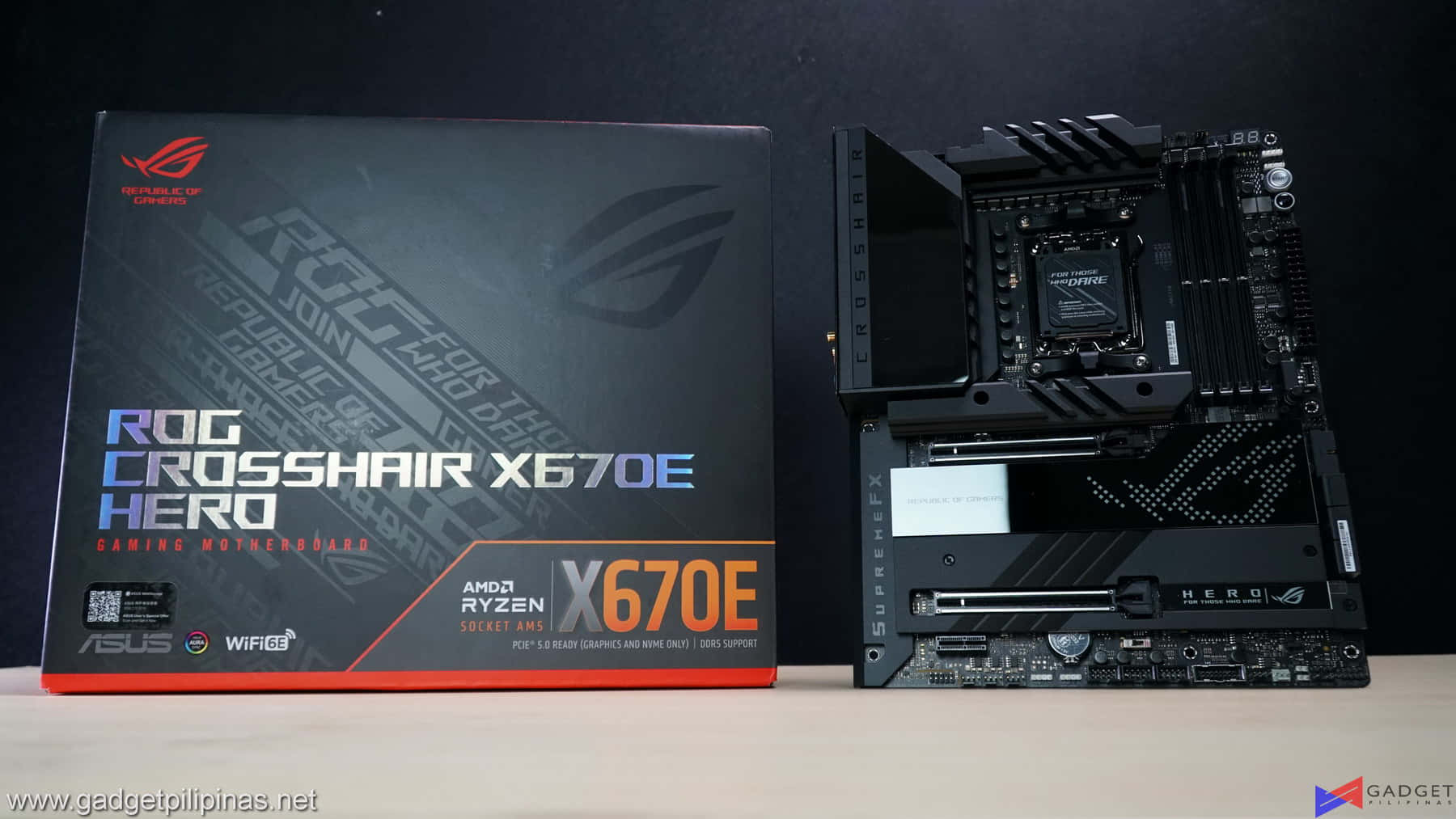 華碩 RGB Xtreme X7-H Hero 與 RGB Xtreme X7- 對比圖