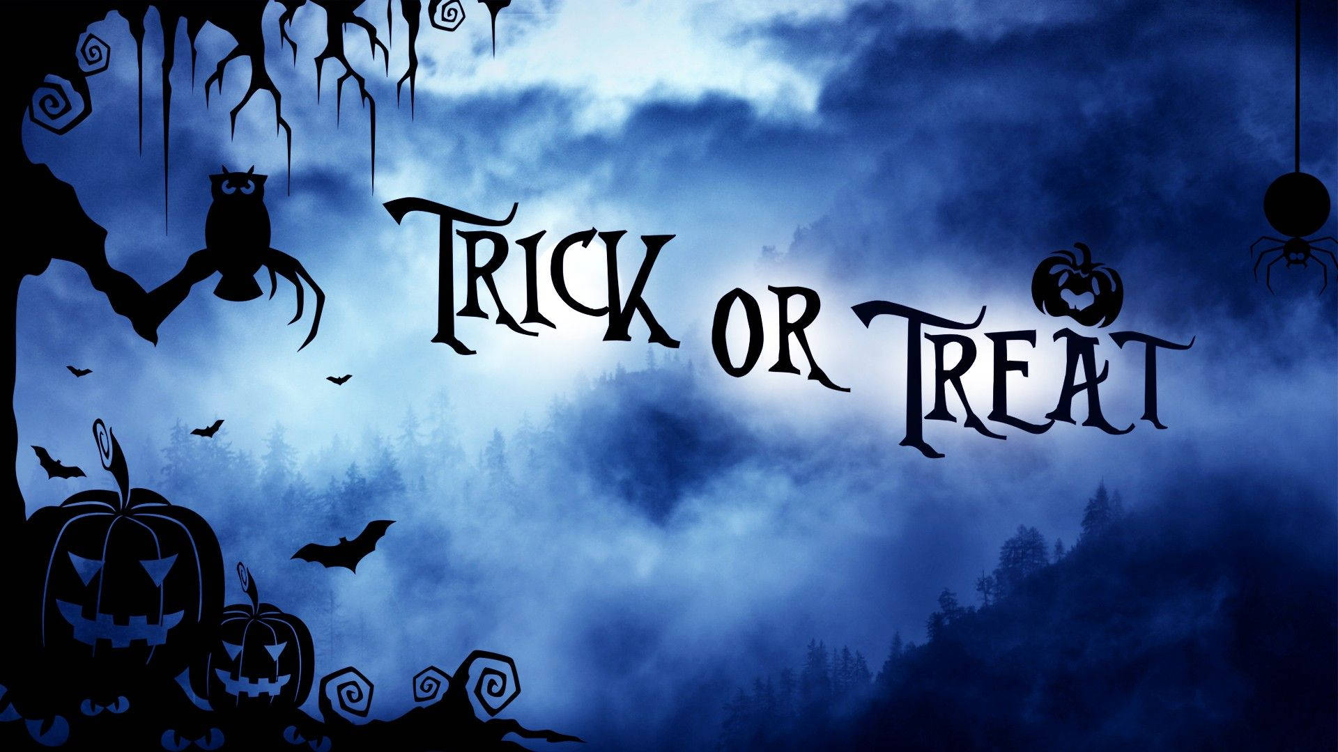 萬聖節場景，南瓜、蝙蝠和貓頭鷹在迷霧藍天下，帶有 trick or treat 文字。