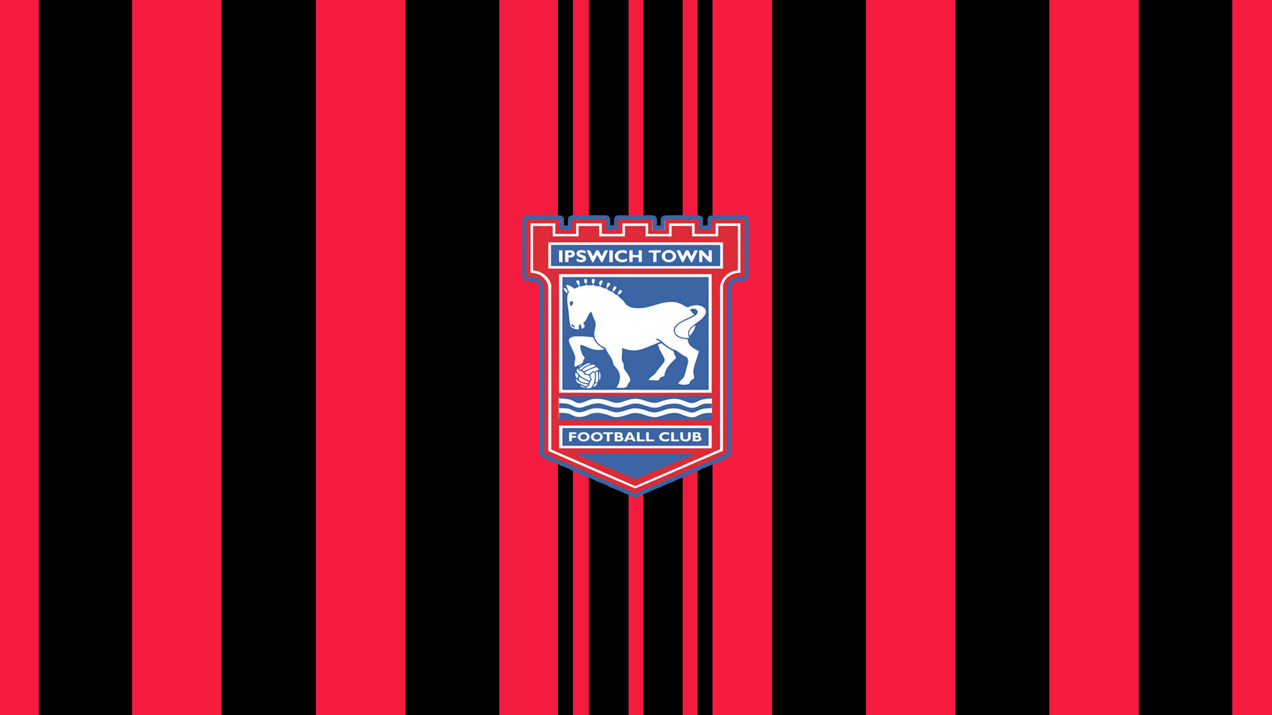 Ipswich Town 桌布 壁紙 — 葉士域治足球會會徽置於大膽的紅黑垂直條紋中央。