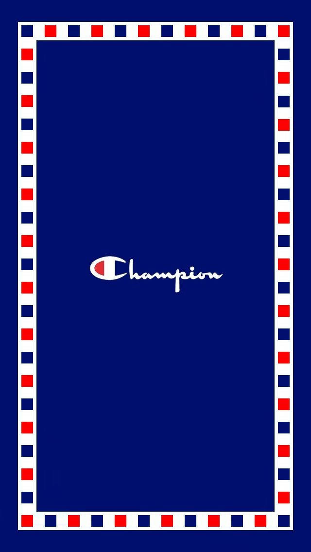 藍底白色 Champion 標誌，帶紅、藍、白格子邊框。