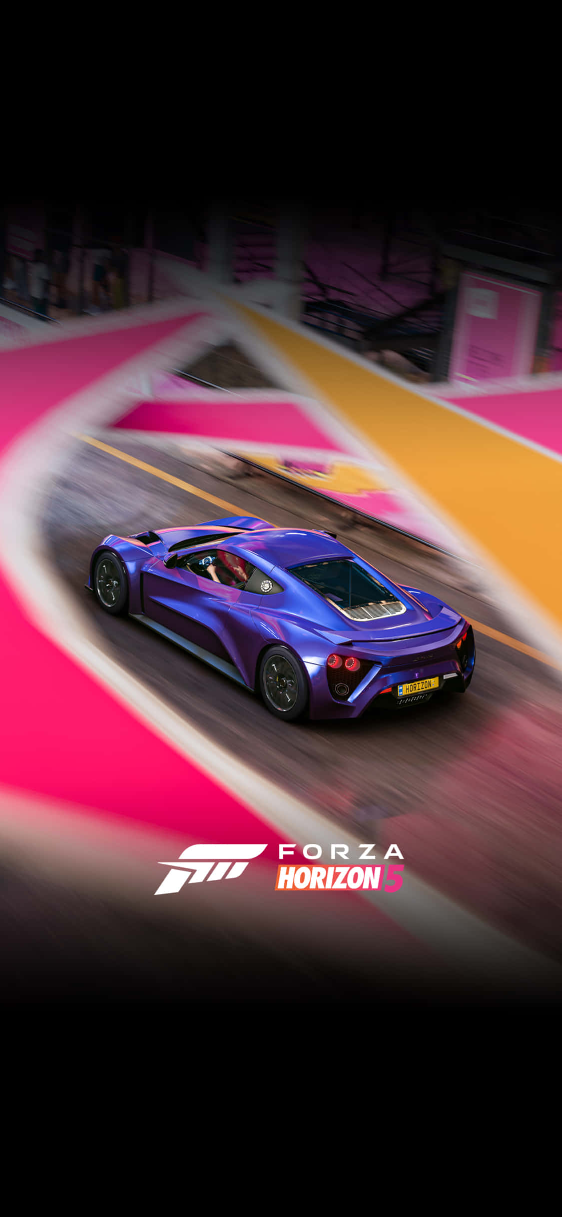 藍色Zenvo iPhone X《極限競速7》背景 壁紙 — 一輛充滿活力的紫色跑車在色彩繽紛的霓虹燈賽道上疾馳，呈現出動態的電玩遊戲場景。