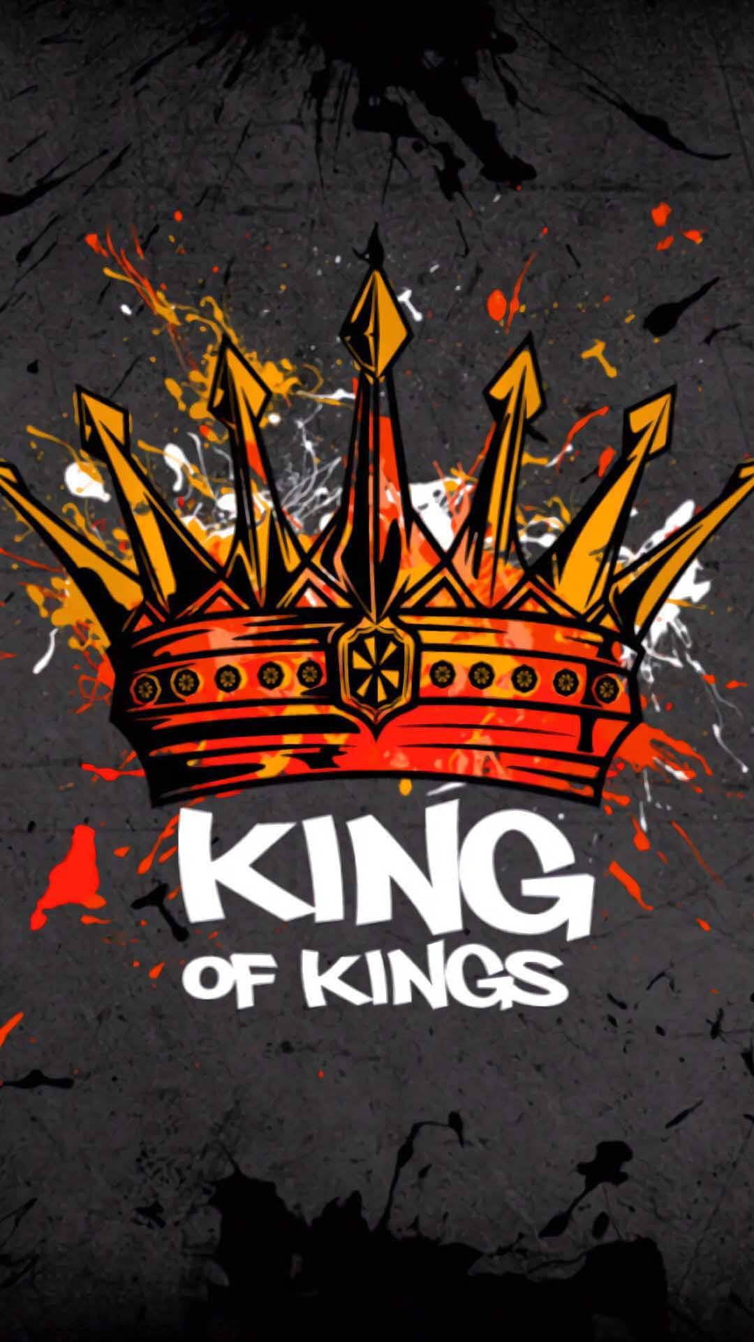 一個風格化的皇冠，帶有火焰般的飛濺和粗體文字「King of Kings」，位於黑暗背景上。