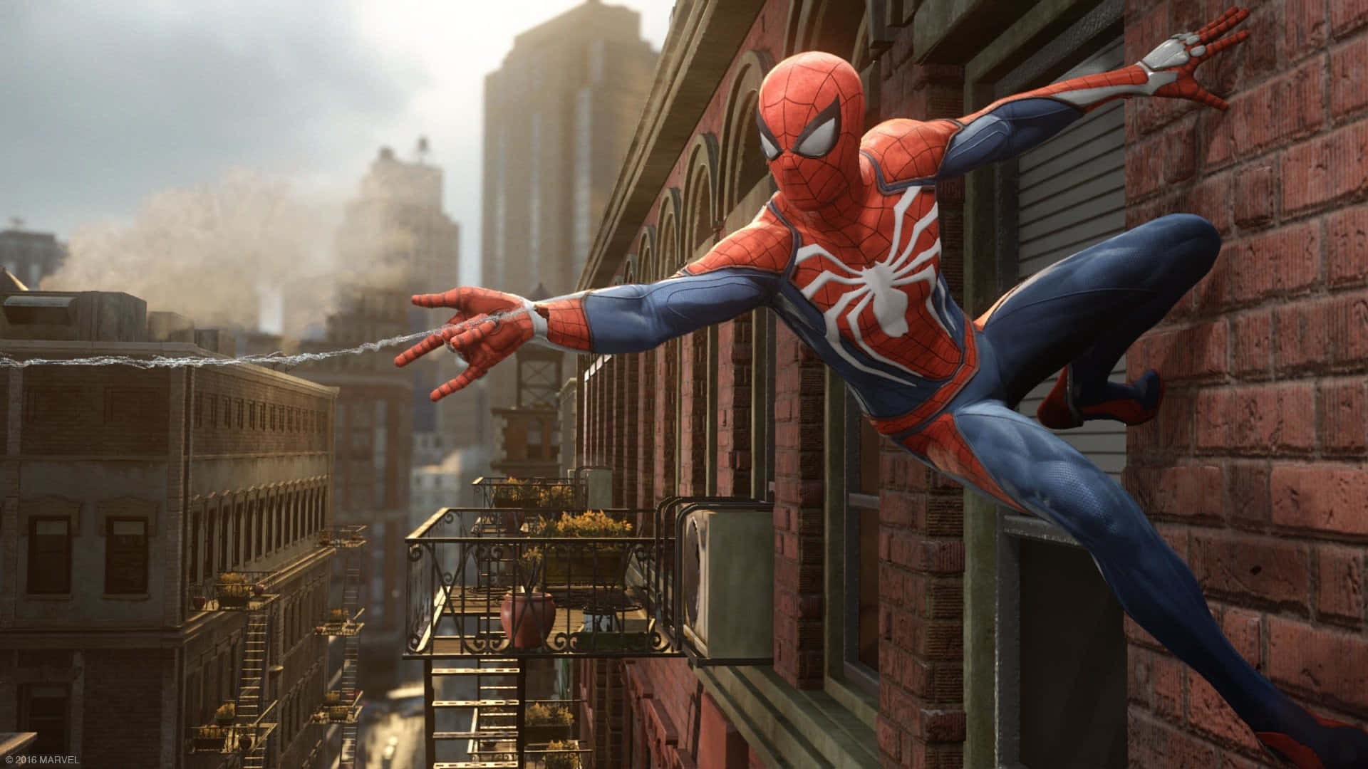 Ultimate Spider-man 桌布 壁紙 — 蜘蛛俠在朦朧的日光下，於磚砌建築之間的粗糙都市峽谷中擺盪。