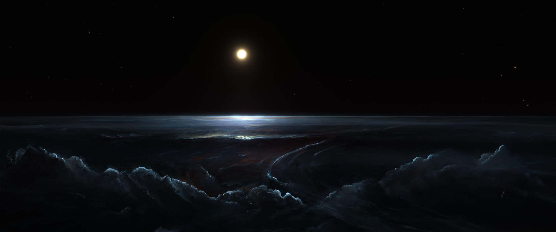 月光在繁星點點的夜空下，映照在波濤洶湧的海洋上。