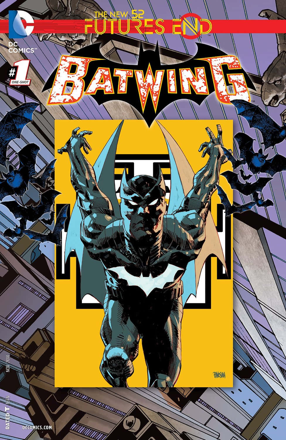 Batwing 桌布 壁紙 — 蝙蝠俠以英雄姿態站在動態漫畫封面上，蝙蝠在他周圍飛翔，背景是城市景觀。