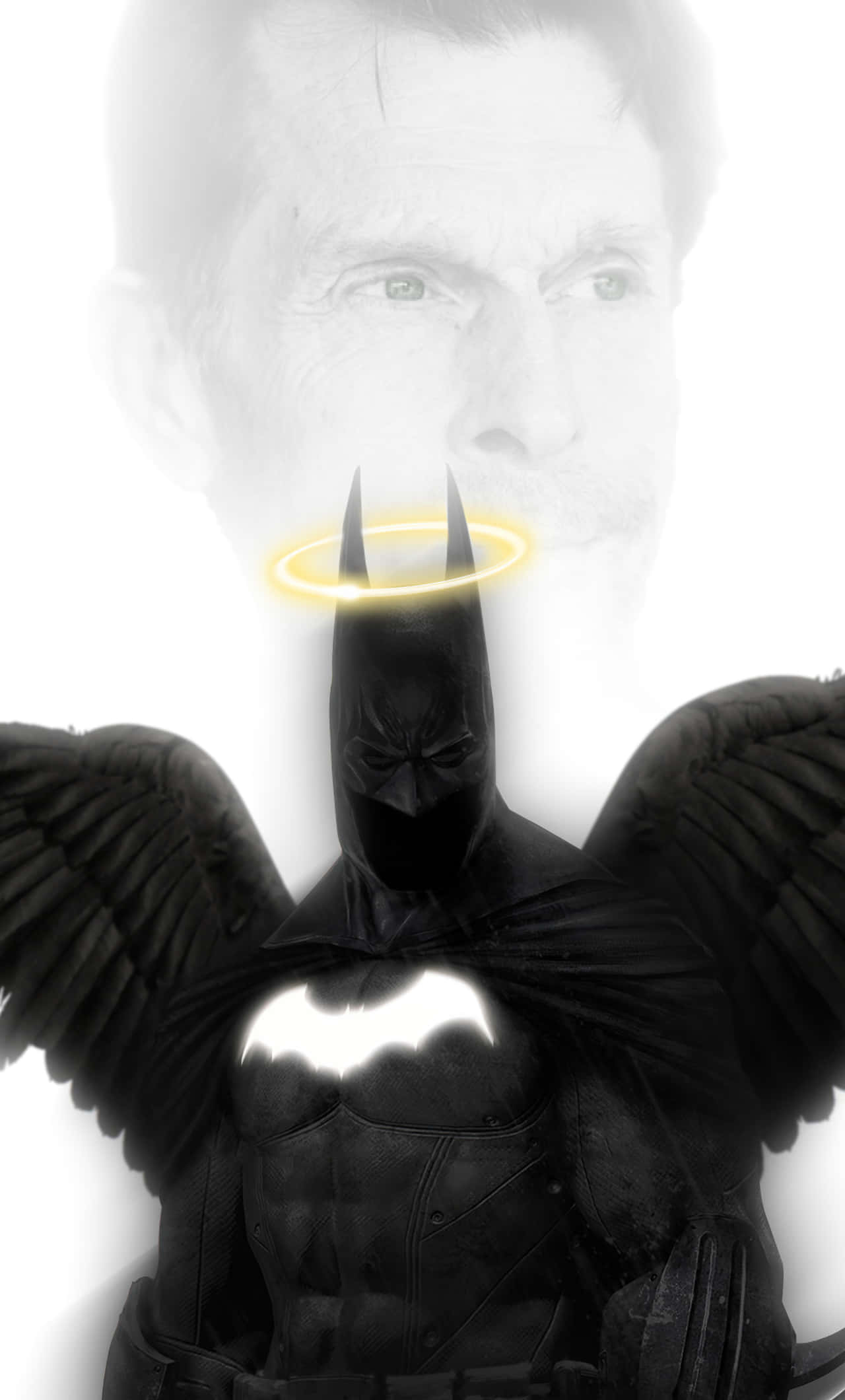 Kevin Conroy 桌布 壁紙 — 蝙蝠俠帶着天使翅膀和光環，站在一個鬼魅般的米高·肯恩飾演的蝙蝠俠面前，背景是純白色。