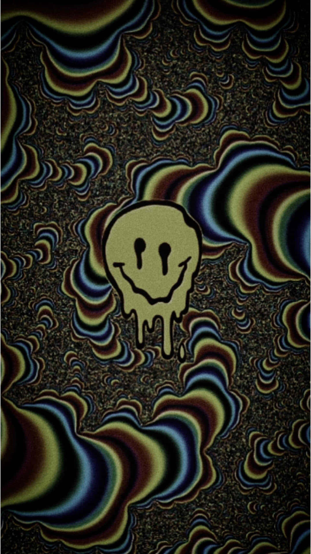 一個融化的笑臉被黑暗背景上的彩色迷幻波浪包圍。