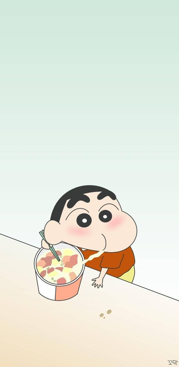 shinchan 桌布 壁紙 — 蠟筆小新用筷子開心咁從杯度吸麵條，背景係柔和漸變色。