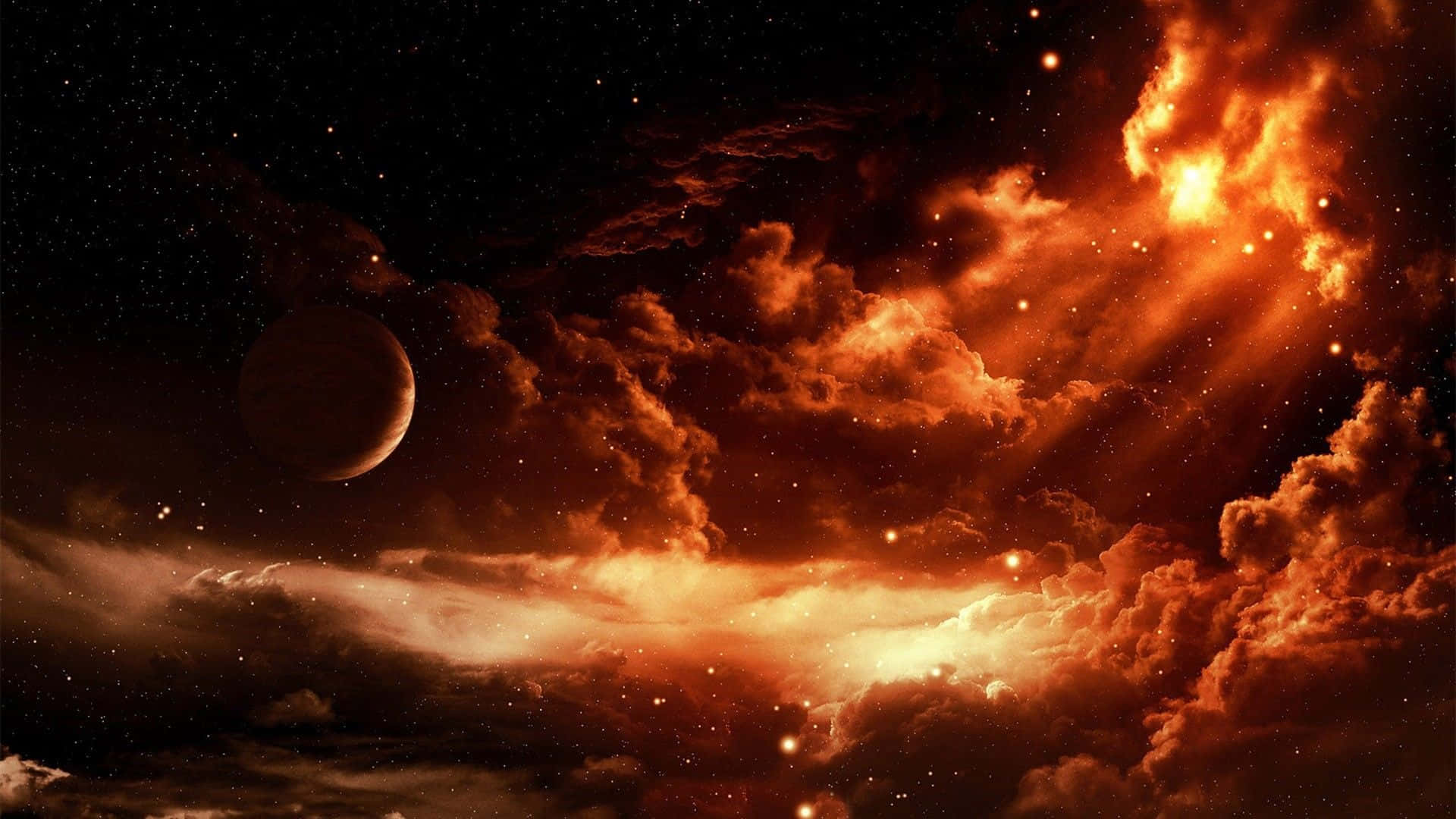 行星與雲朵最佳電腦桌面 壁紙 — 熾熱的橙色星雲在繁星點點的宇宙天空中旋轉，一顆遙遠的行星在黑暗中柔和地發光。