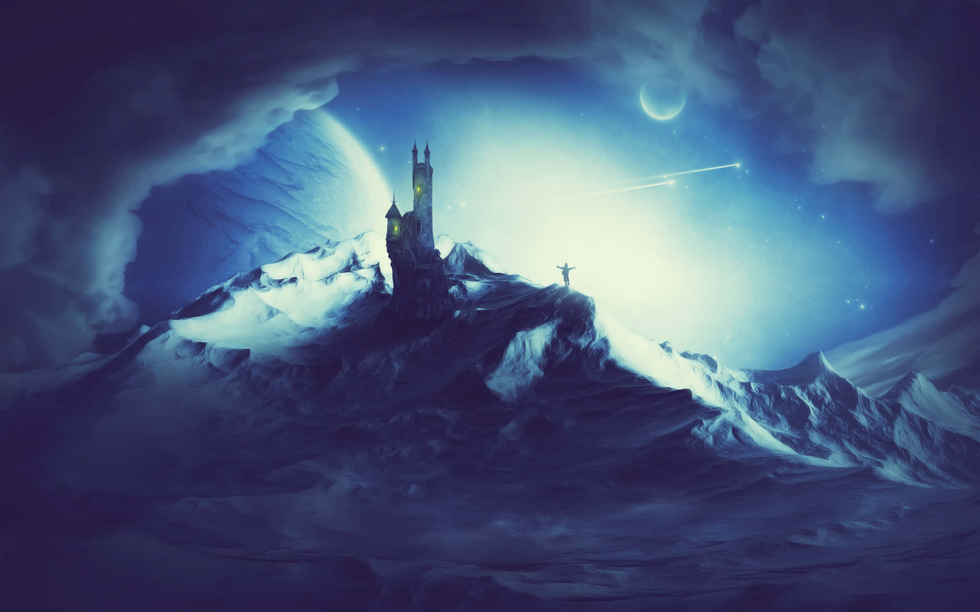 在明亮的月亮和星星下，積雪的山頂上的一座城堡。