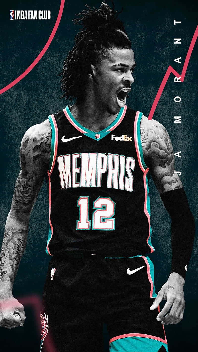 Ja Morant 身穿孟菲斯灰熊隊球衣，露出紋身咆哮。