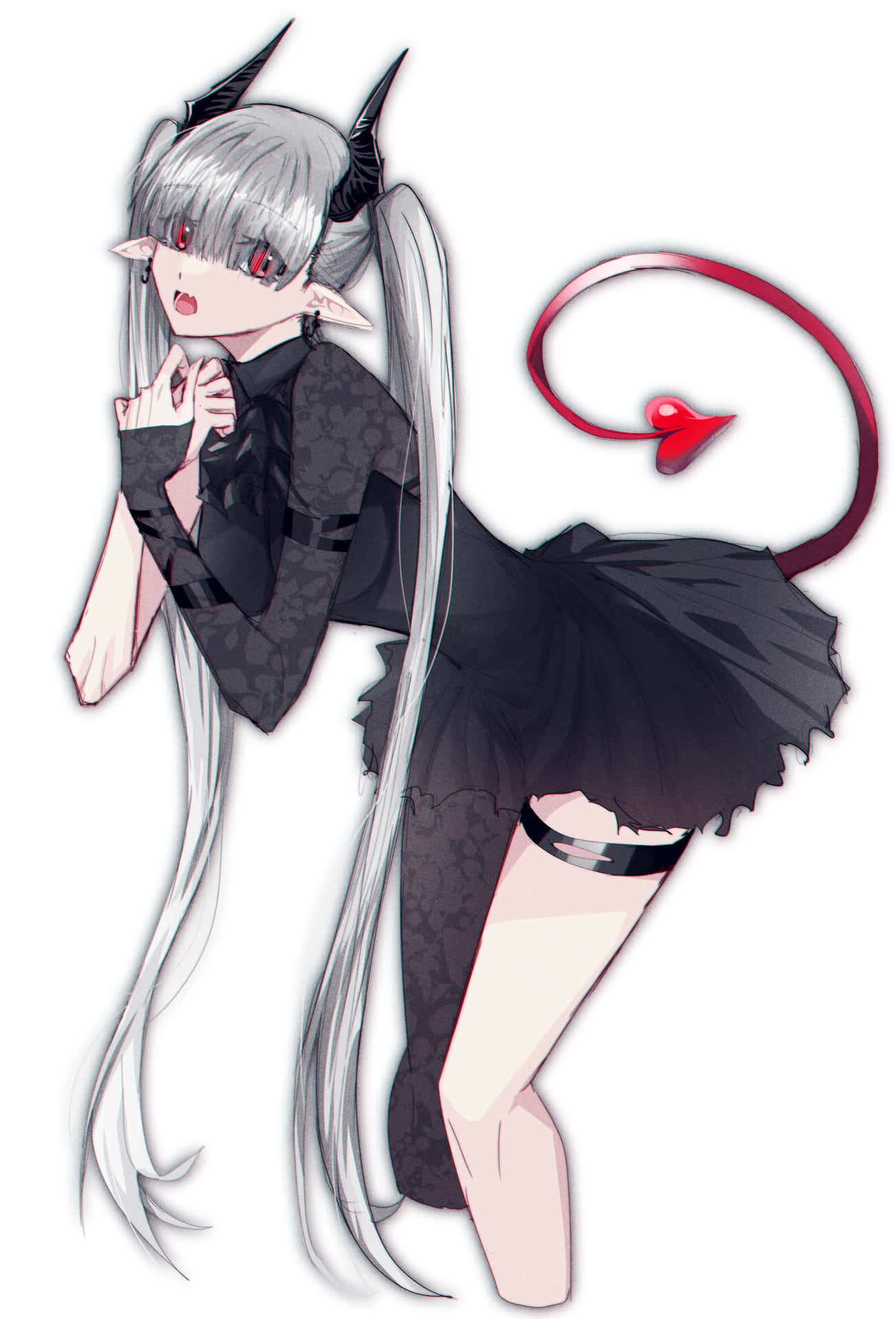 銀髮黑角紅尾的動漫女孩穿著黑色服裝。