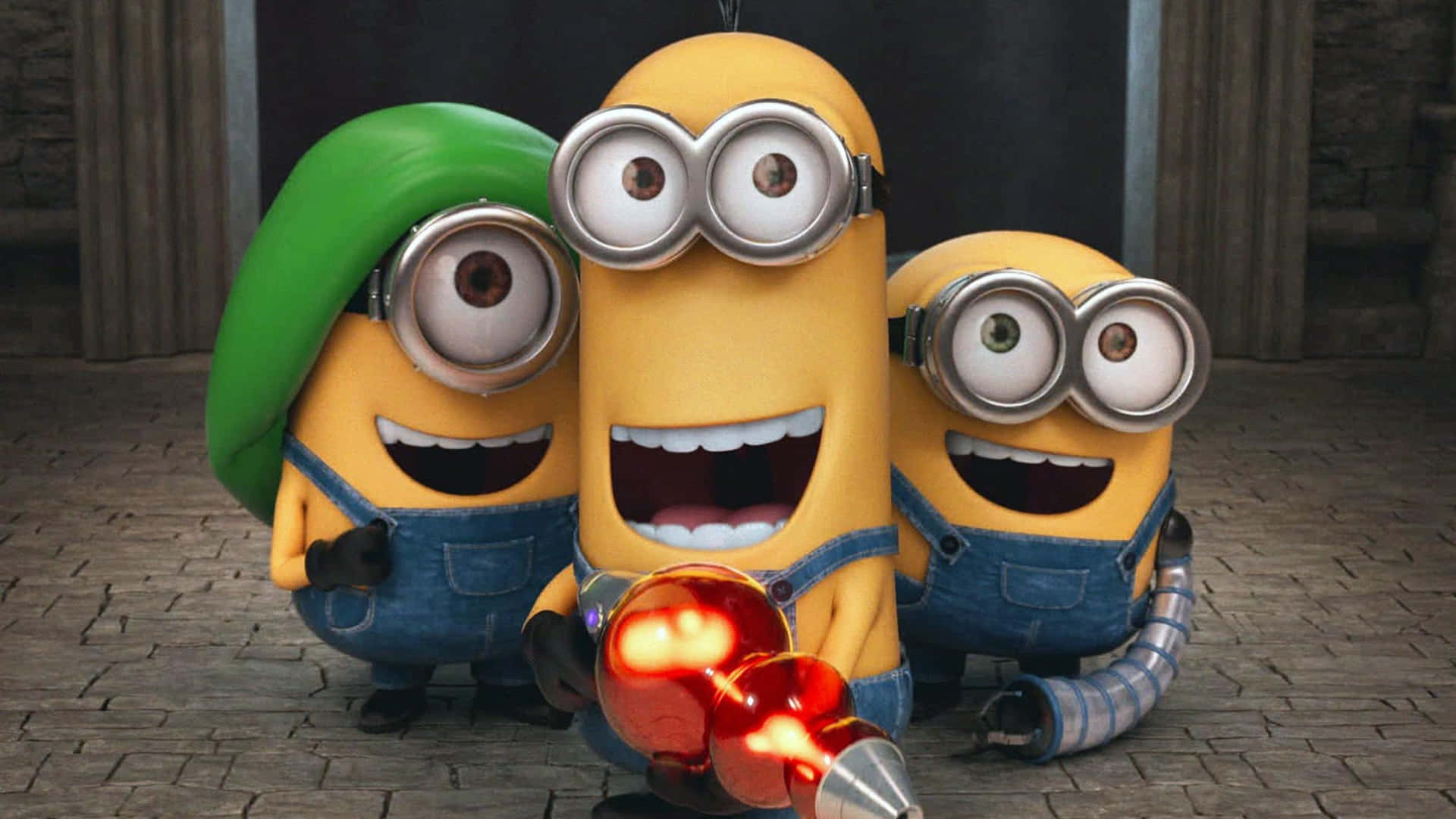 三個動畫Minions拿著發光的紅色武器大笑。