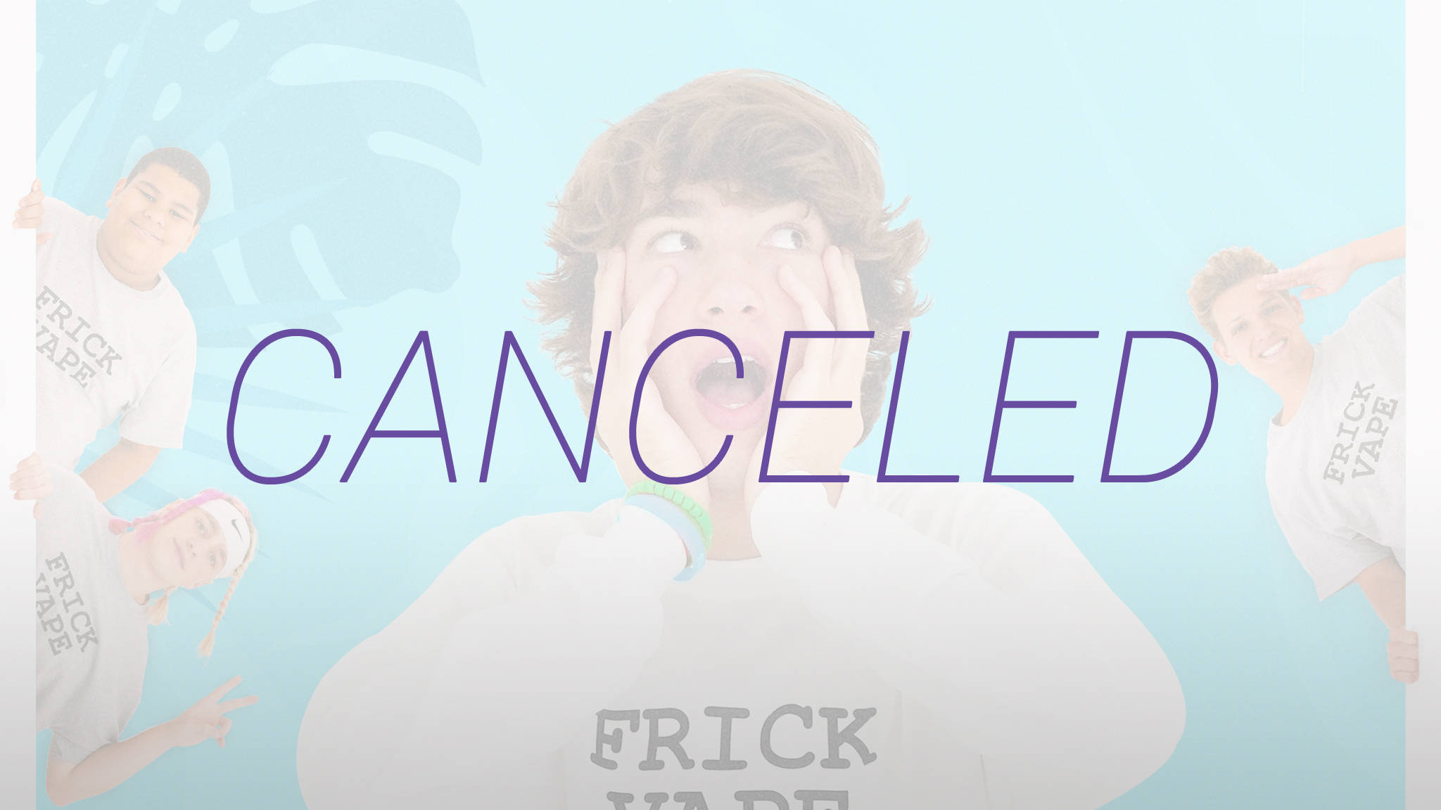 貝倫·萊文取消海報 壁紙 — 一個年輕人雙手托腮向上凝視，而「CANCELED」一詞主導了淺藍色背景，背景中有穿著vape襯衫的模糊人物。