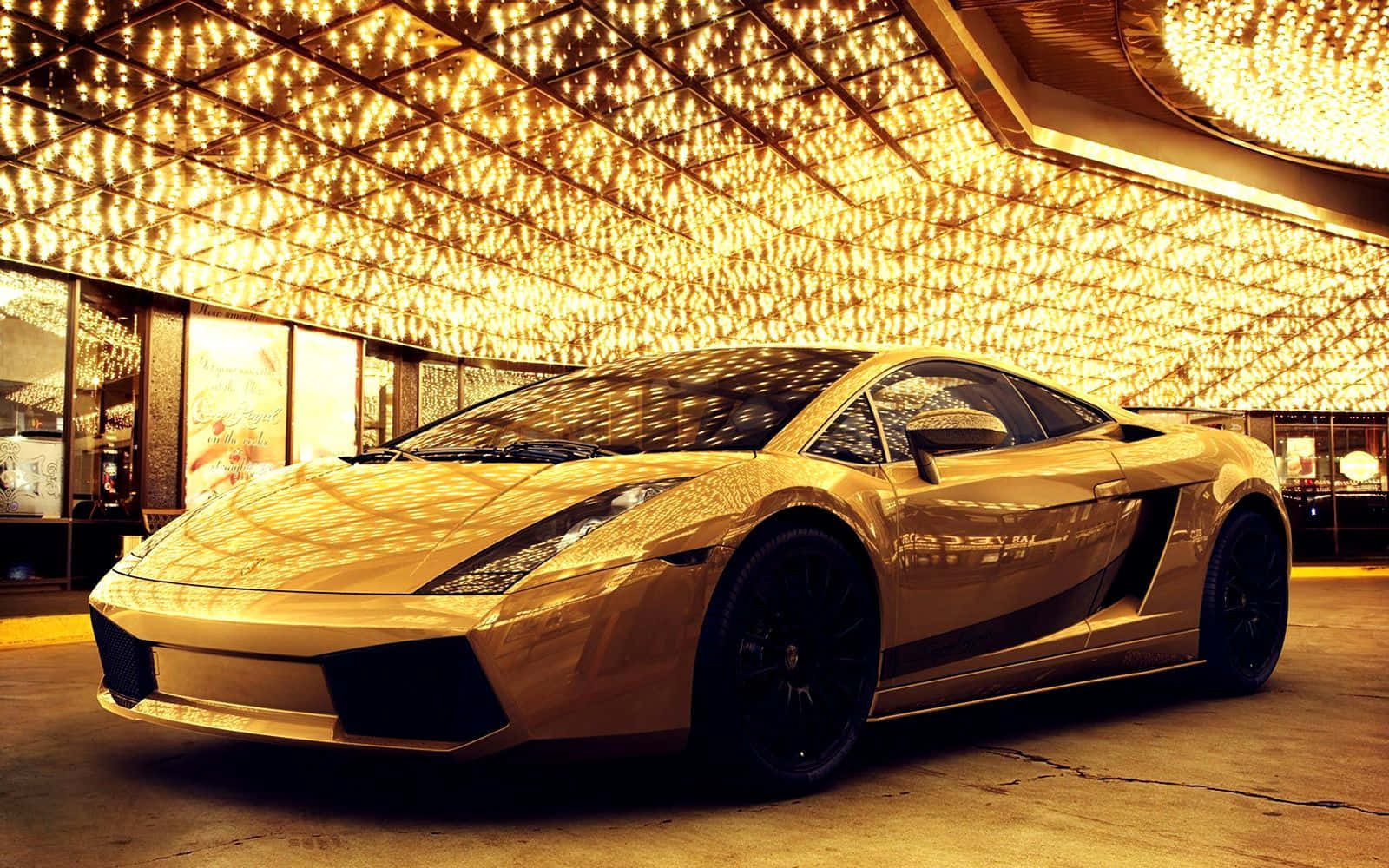 賭場內的金色名車 壁紙