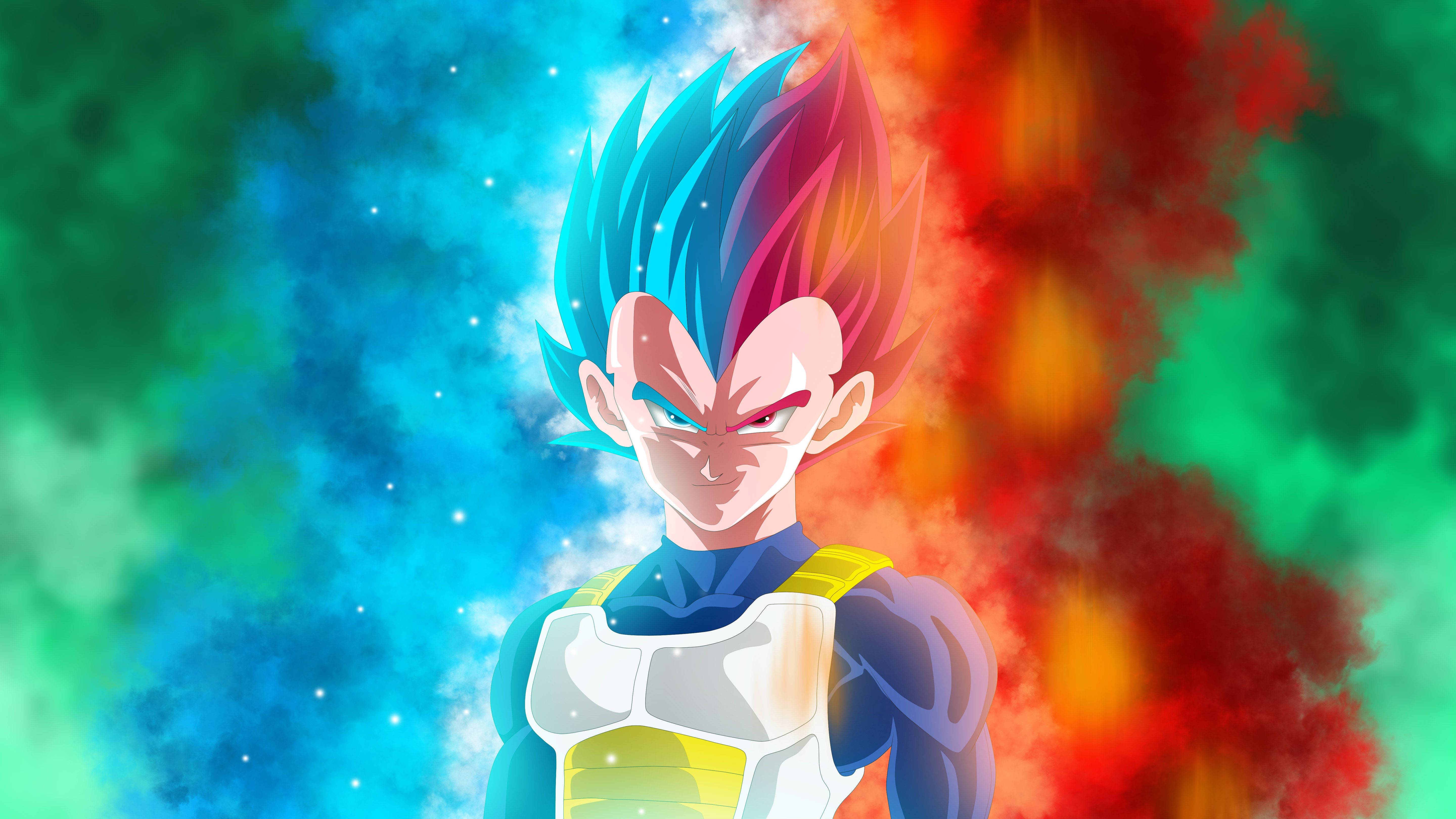 賽亞王 Vegeta 壁紙 — 比達以超級撒亞人藍形態站立，對抗著旋轉的藍色、紅色和綠色能量的宇宙背景。