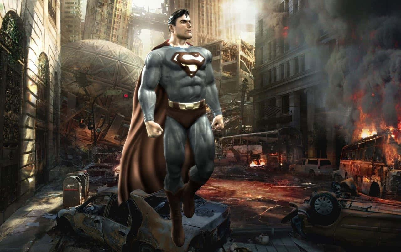Mortal Kombat Vs Dc Universe 桌布 壁紙 — 超人喺煙霧瀰漫嘅天空下，飛越一條戰火摧殘嘅城市街道，街道上有燃燒嘅車輛同倒塌嘅建築物。