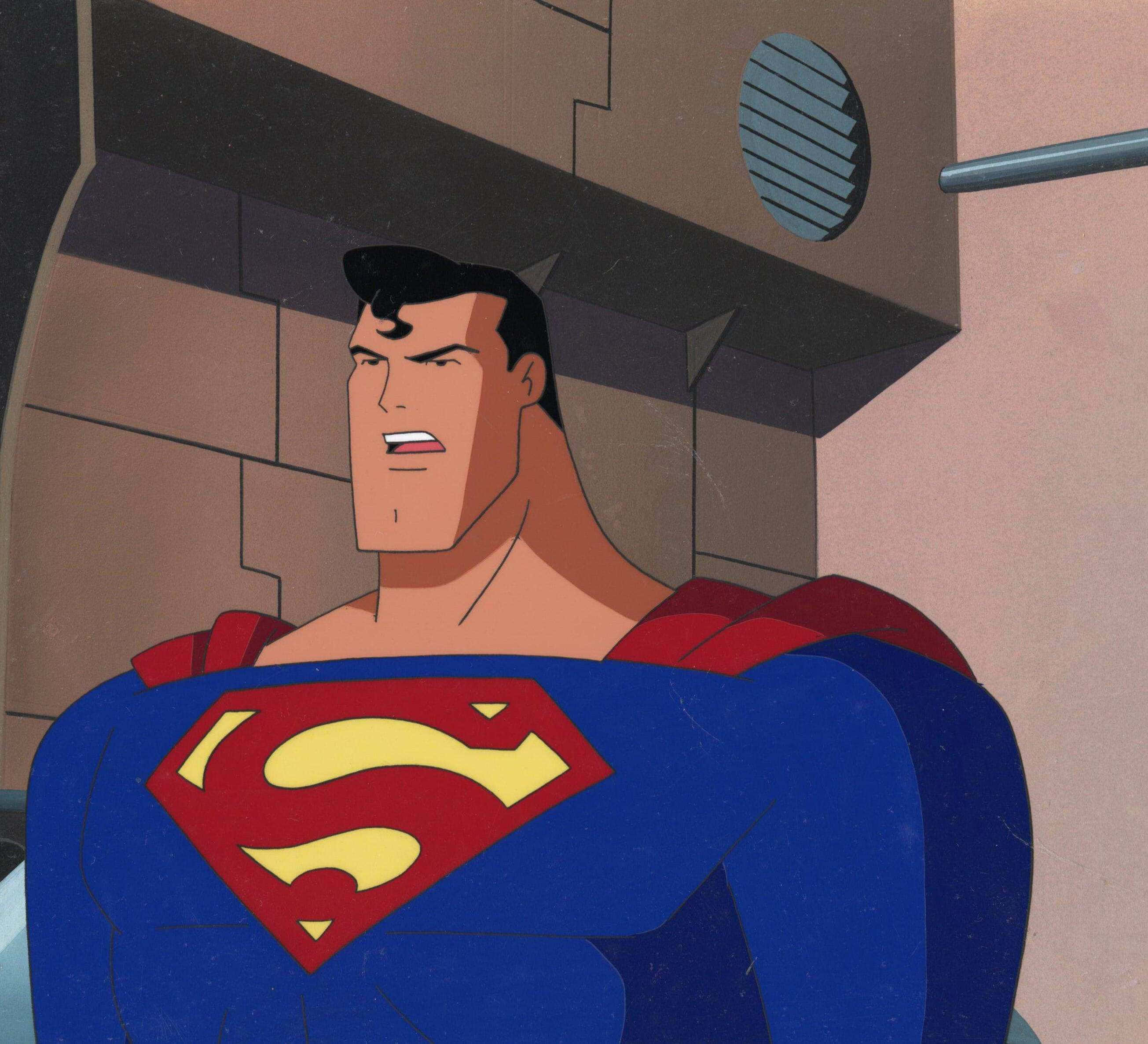 Superman The Animated Series 桌布 壁紙 — 超人穿著經典藍紅戰衣，站在骯髒的城市小巷中，表情嚴肅。