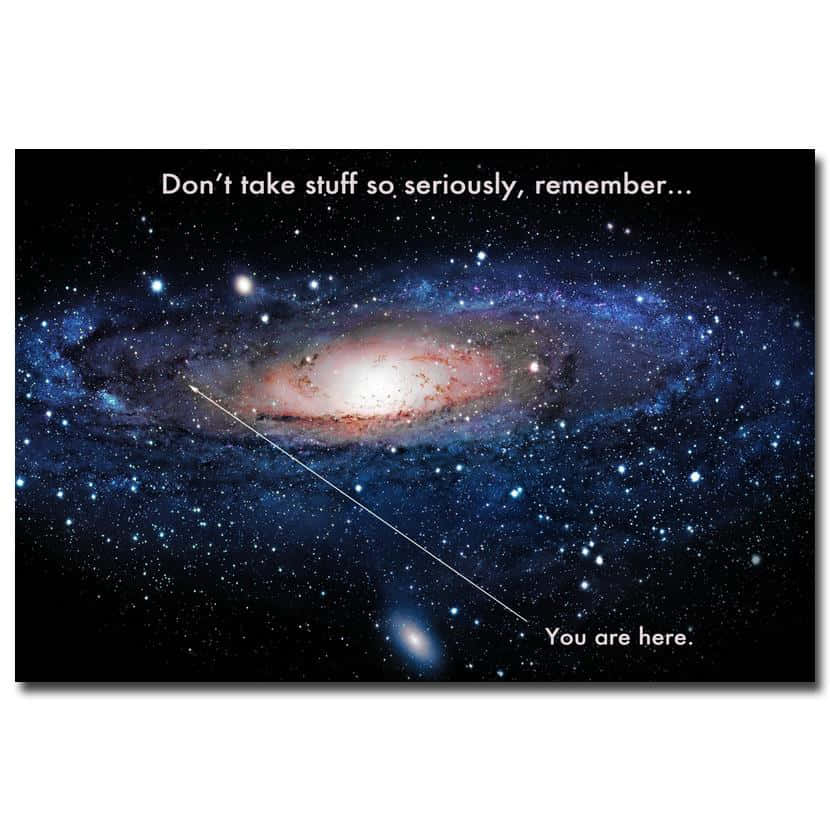 一個帶有文字提醒觀眾他們在這裡的星系。