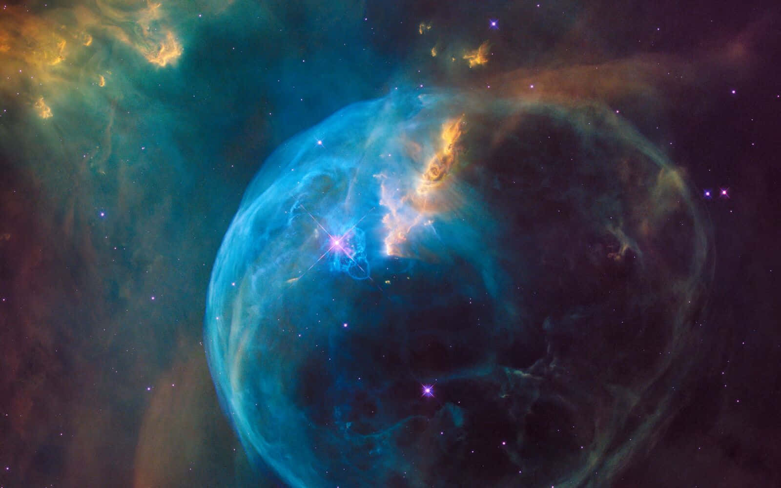 超新星天文攝影 壁紙 — 一個發光的藍色宇宙泡泡星雲，帶有火熱的橙色觸手和閃爍的星星，背景是黑暗的太空。
