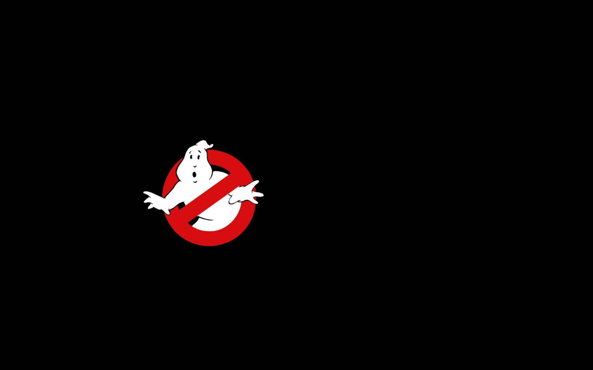 Ghostbusters 標誌，黑色背景上有一個紅色圓圈，內有白色鬼魂。